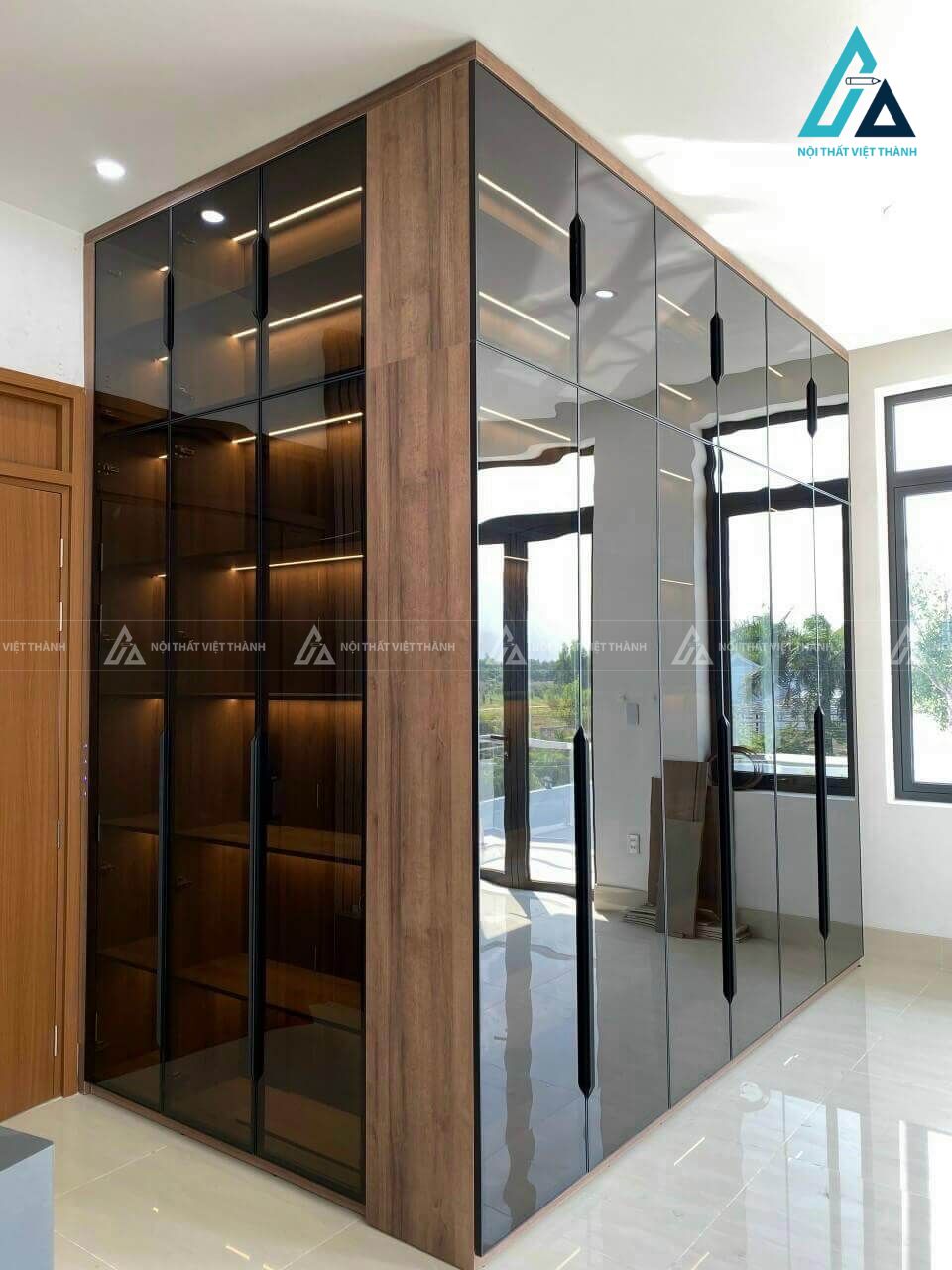 Mẫu cửa kính hiện đại