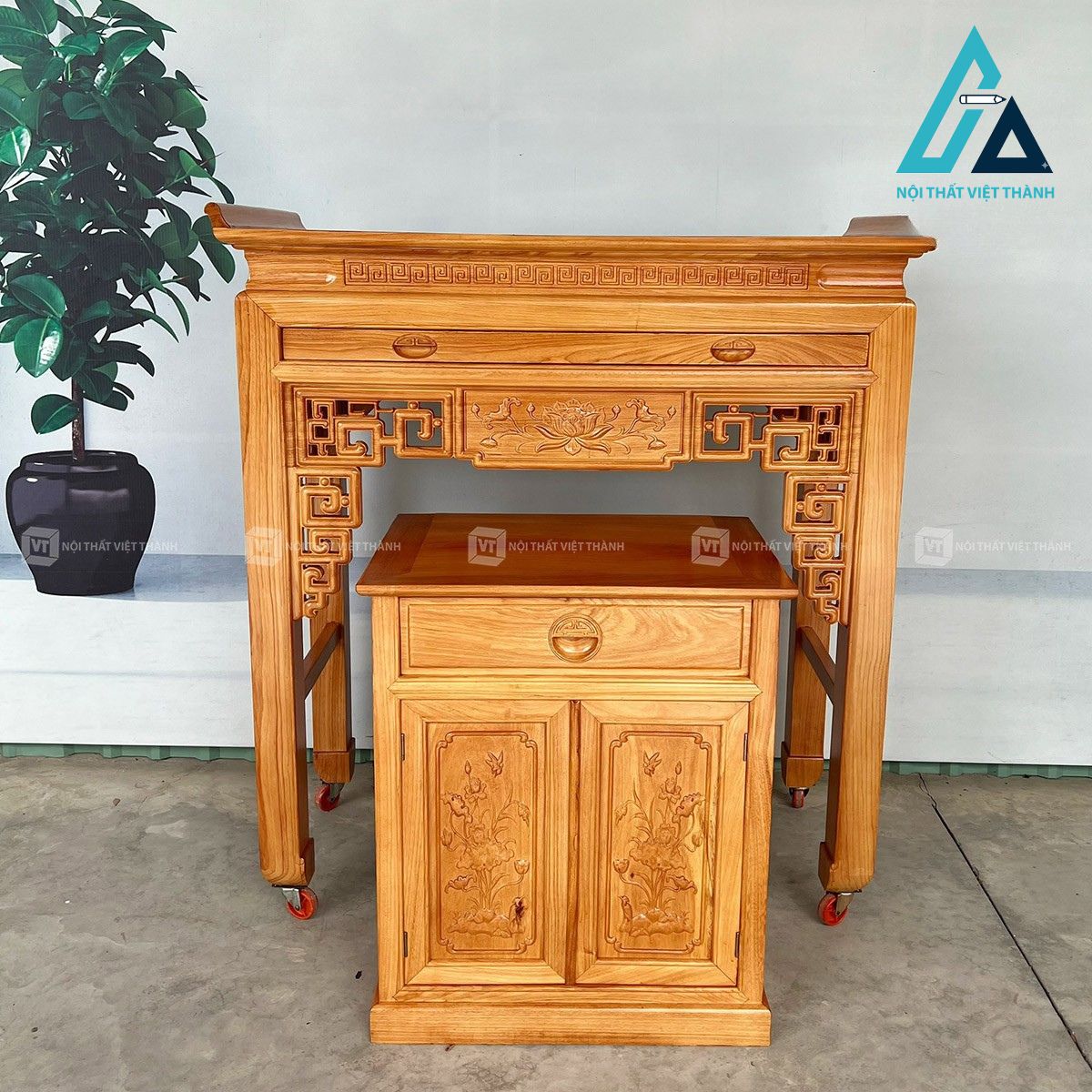 Bàn thờ án gian gỗ gõ chạm sen tinh xảo kèm tủ cúng
