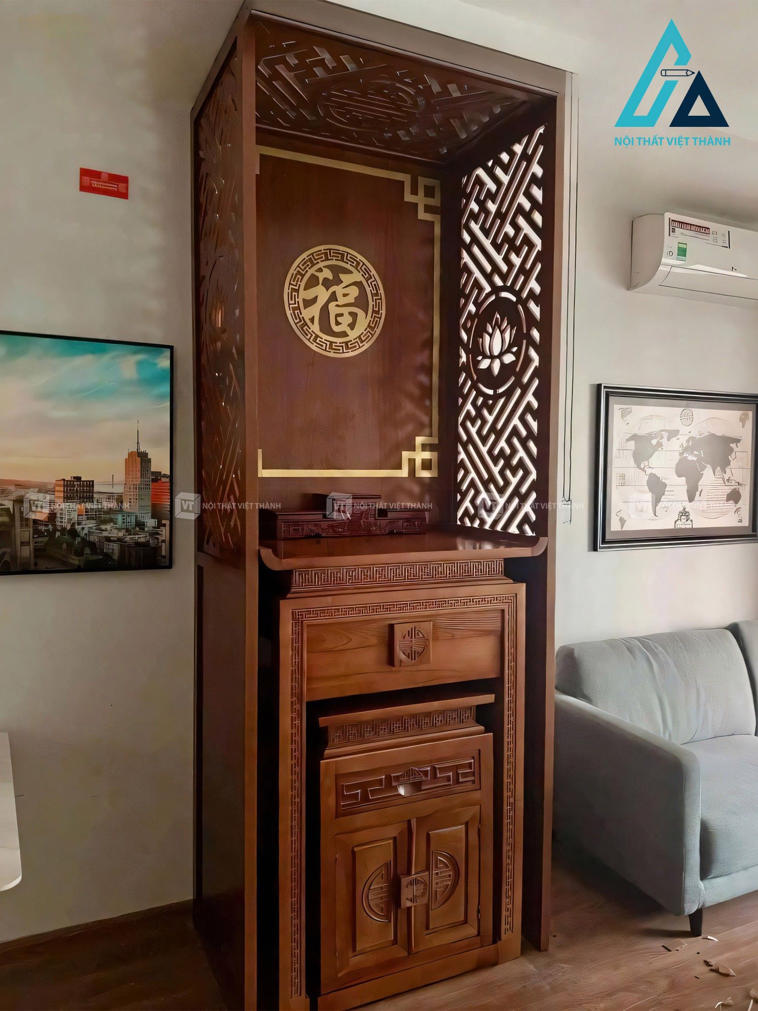 Bàn thờ đứng gỗ sồi vách hoa văn chữ hiện đại 1