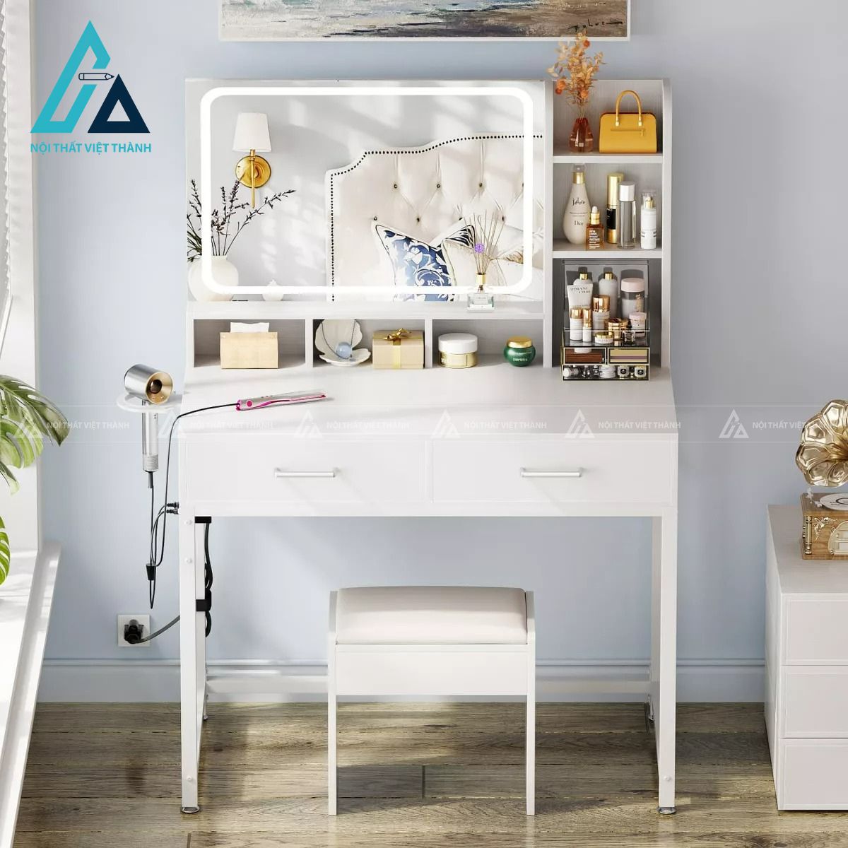 Bàn trang điểm MDF trắng gương LED cảm ứng tích hợp ổ cắm tiện lợi 1