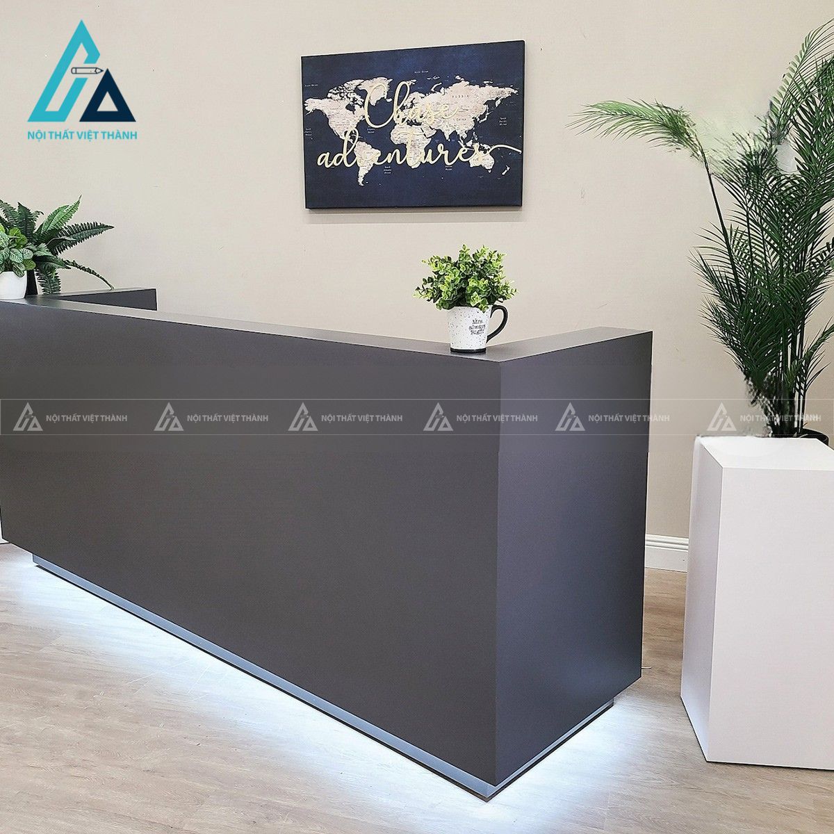 Quầy lễ tân gỗ công nghiệp mặt laminate hiện đại cho văn phòng 1