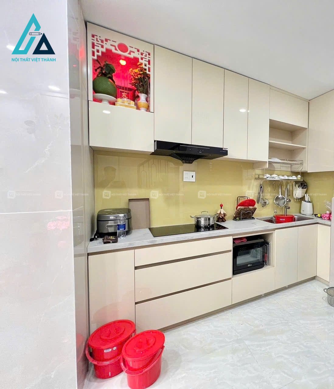 Thiết kế thi công nội thất nhà bếp chữ L hiện đại