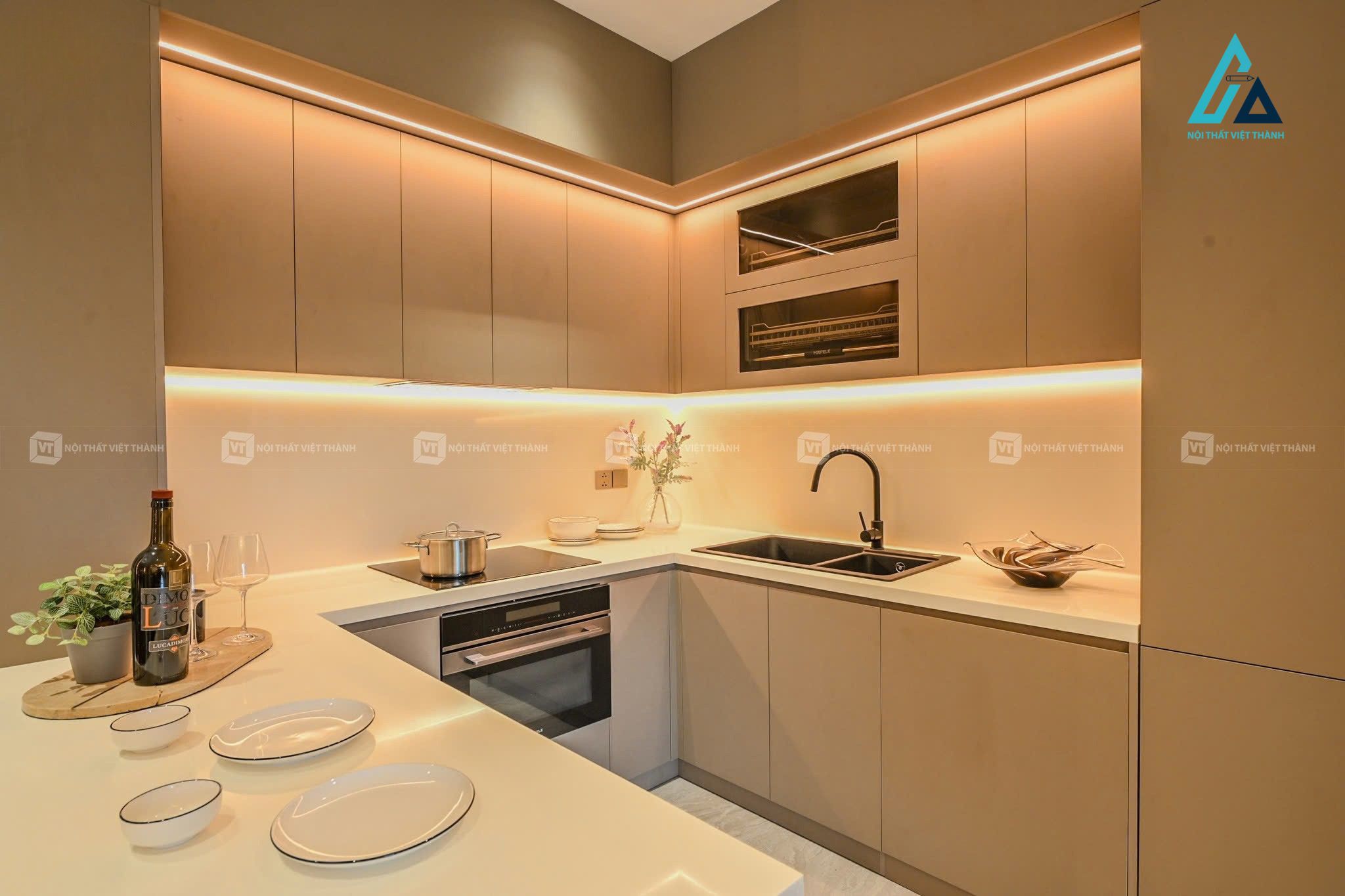 Thiết kế thi công nội thất nhà bếp tủ bếp chữ U