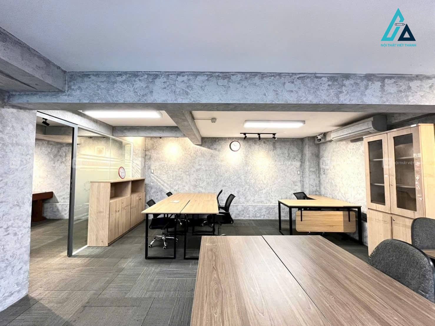 Thiết kế thi công nội thất văn phòng trọn gói chuyên nghiệp hiện đại