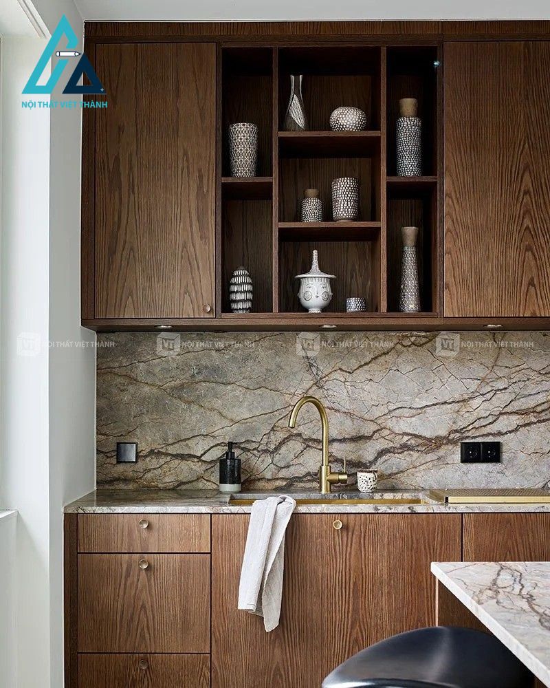 Tủ bếp gỗ sồi tự nhiên phong cách hiện đại