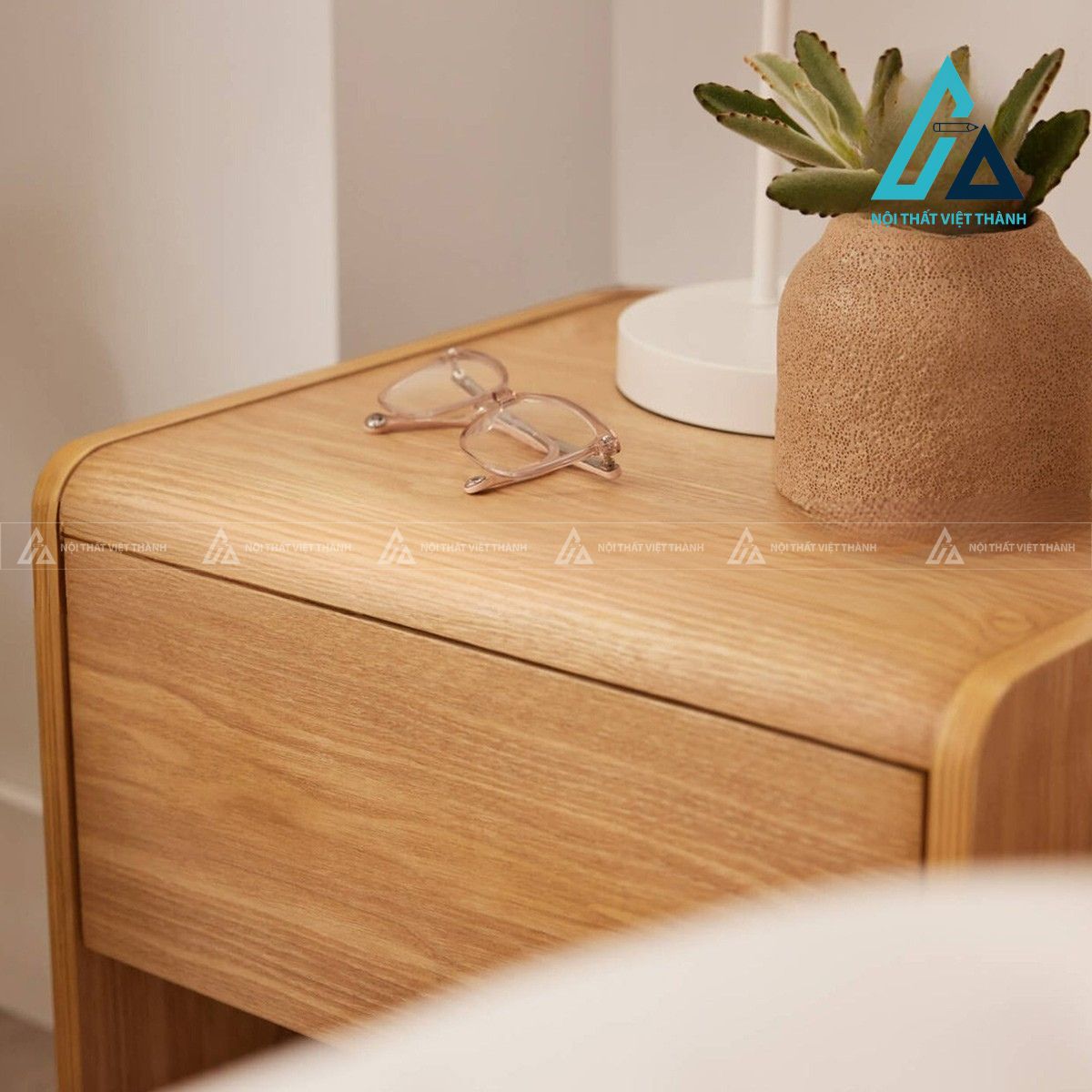 Tủ đầu giường gỗ MDF bo tròn vân gỗ phong cách hiện đại 3