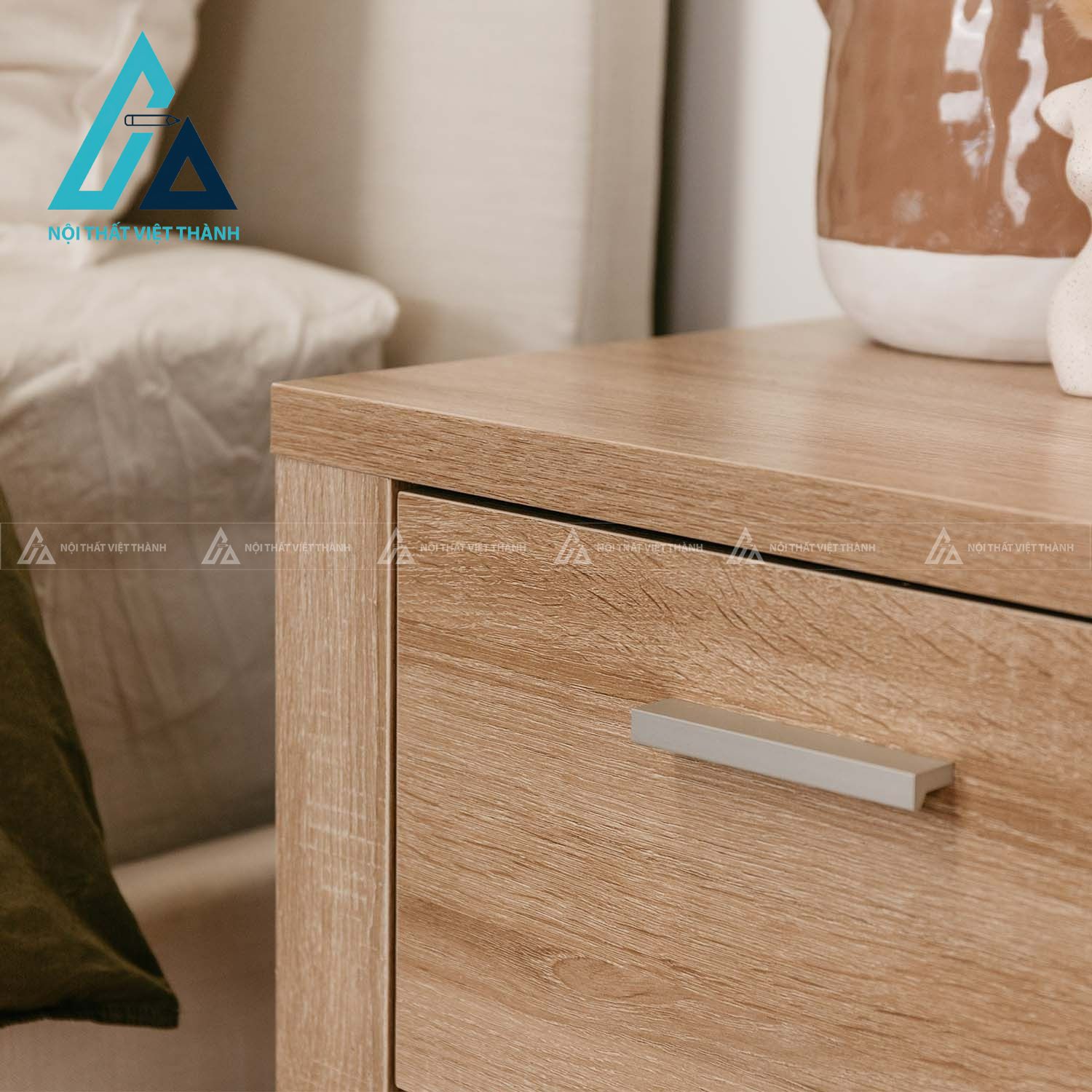 Tủ đầu giường MDF 2 ngăn kéo tay nắm kim loại hiện đại vân gỗ đẹp 4