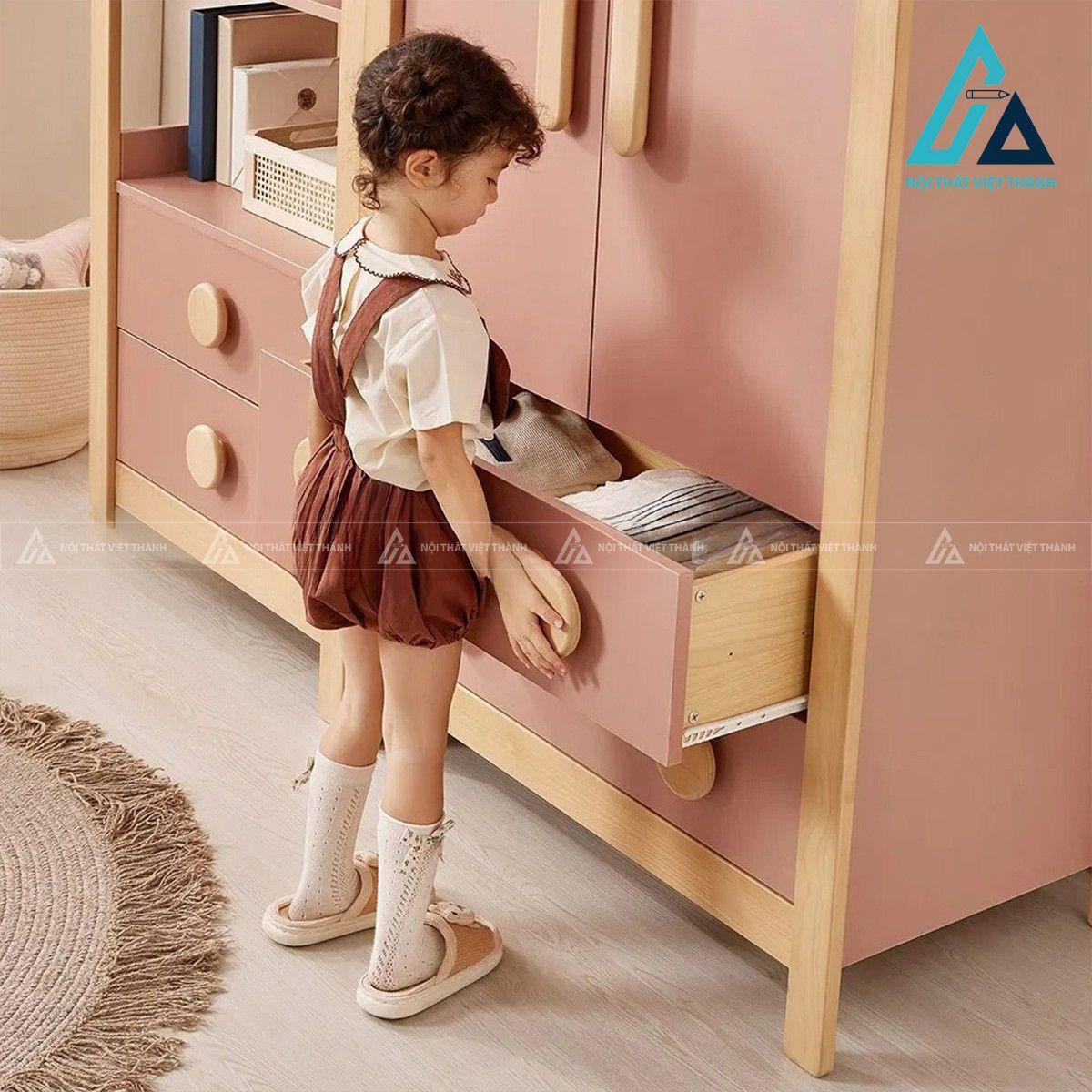 Tủ quần áo trẻ em gỗ tự nhiên kết hợp MDF tiện lợi 1