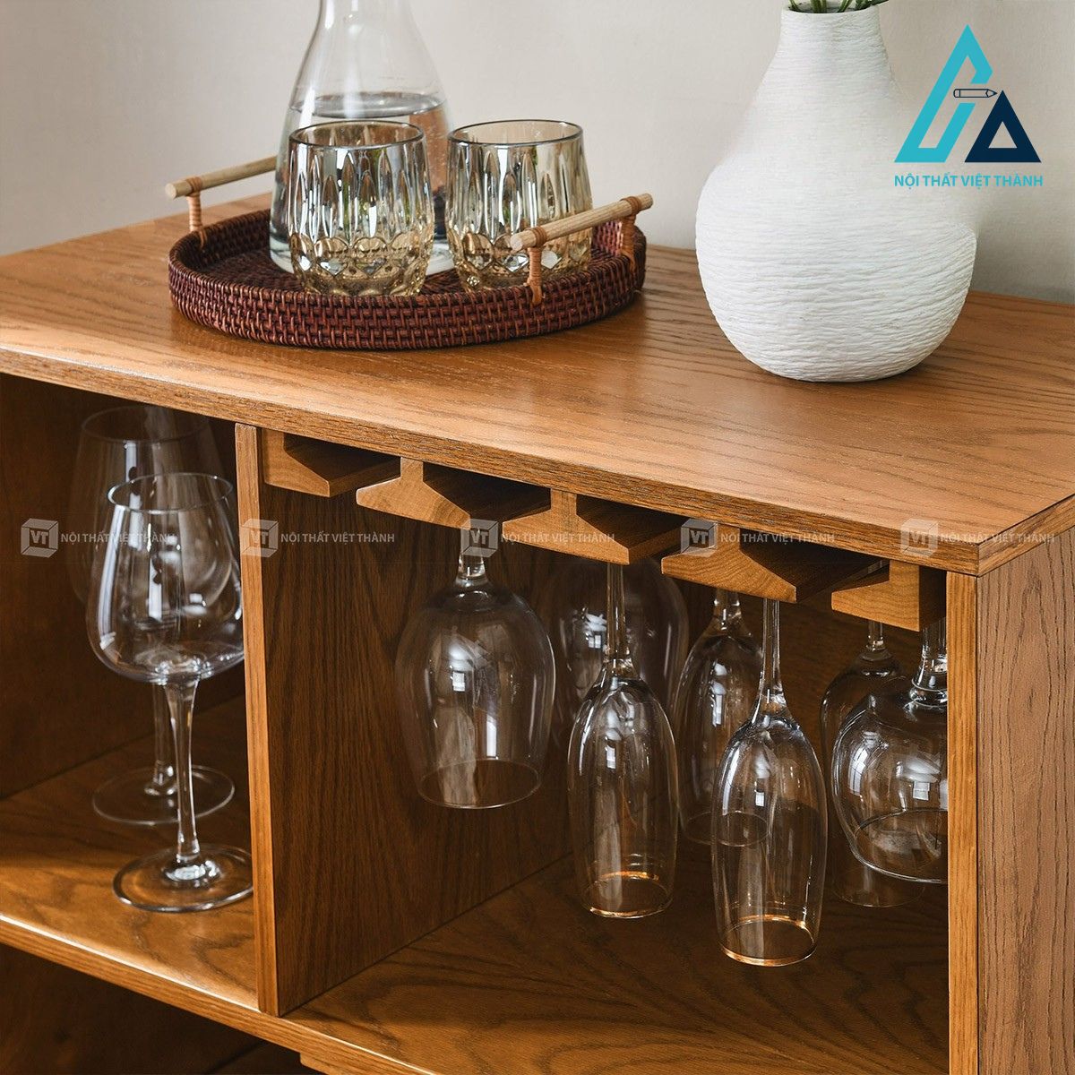 Tủ rượu gỗ MDF kèm giá treo ly và kệ để chai 5
