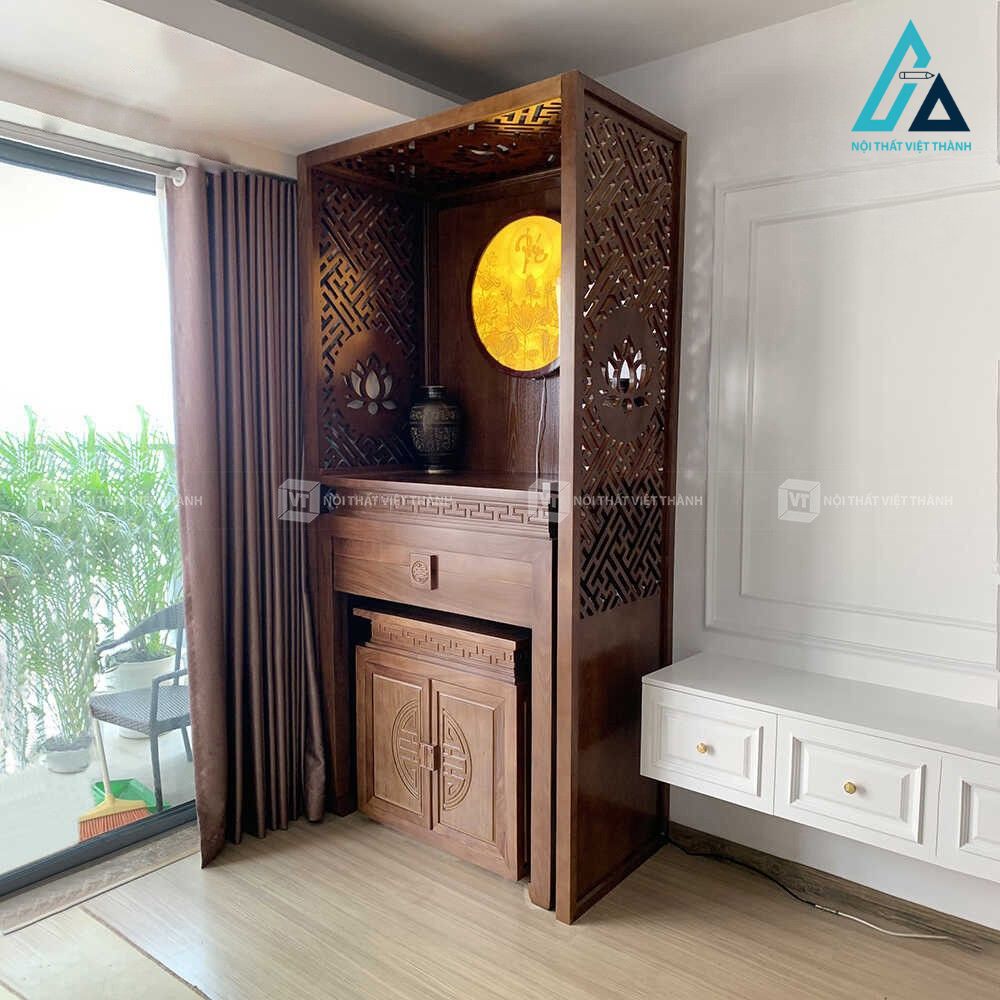 Vách ngăn phòng thờ gỗ tự nhiên hoa sen trang trí hiện đại 1