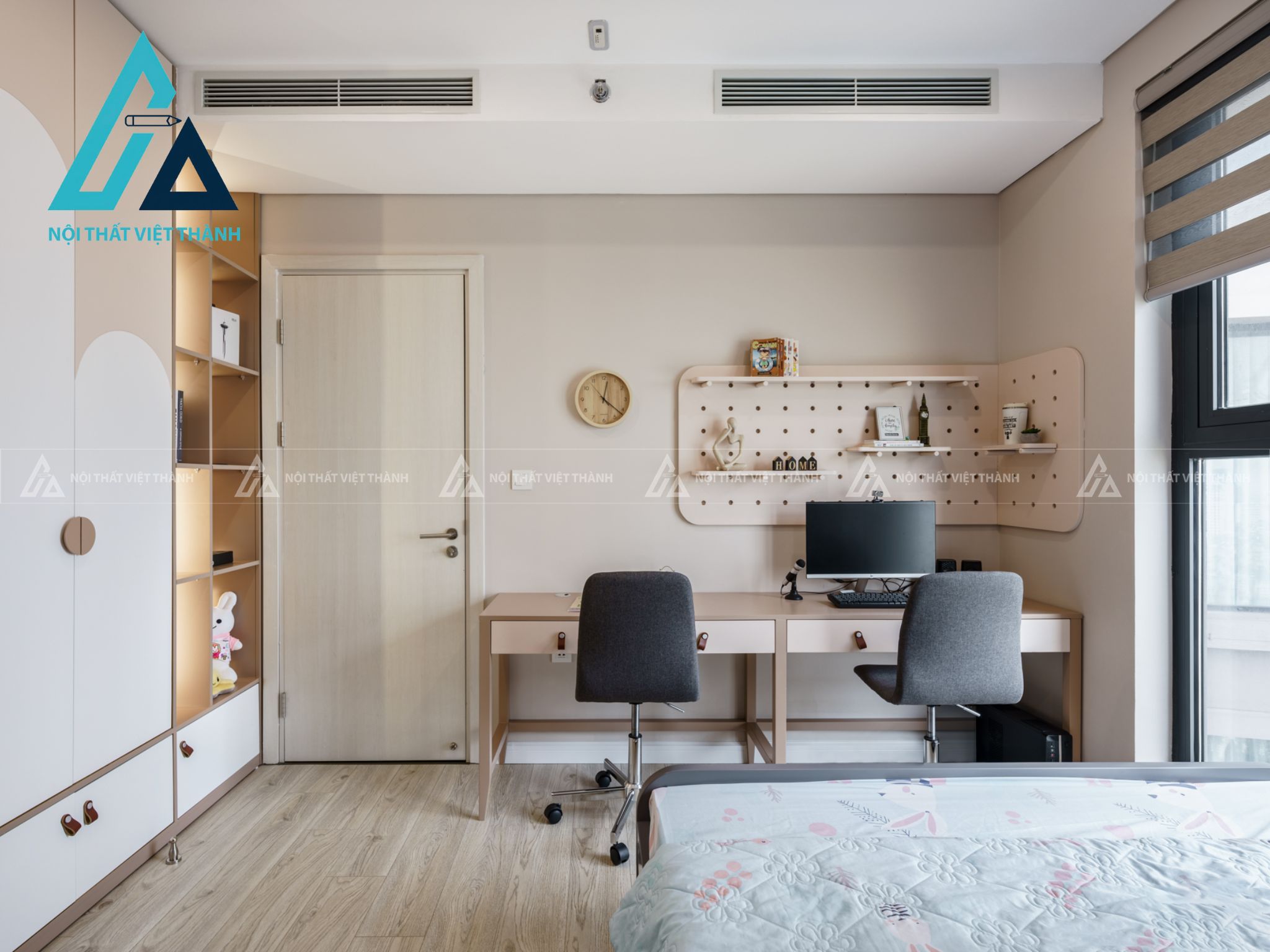 Độ bền và kết cấu bàn chắc chắn