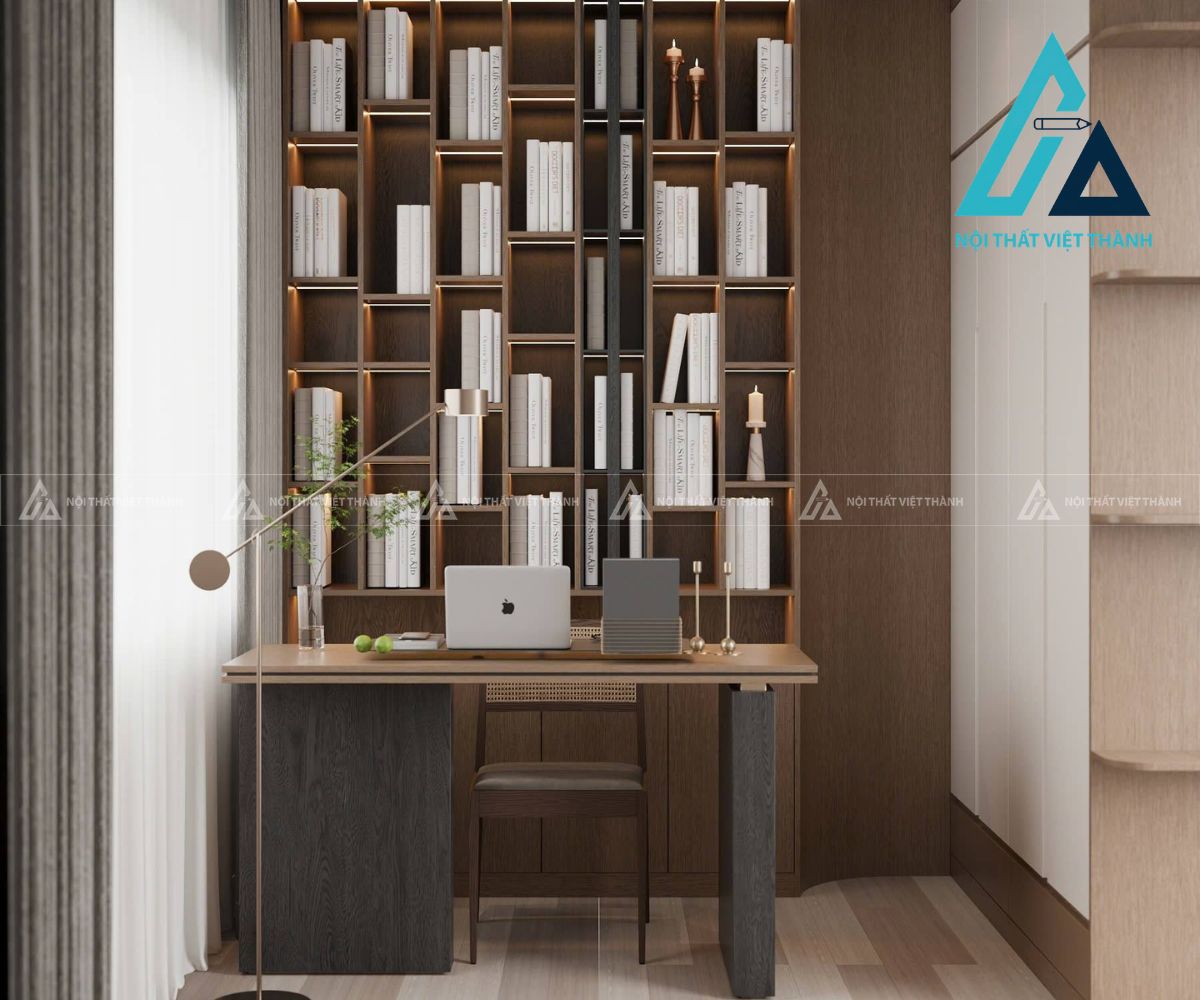 Bàn làm việc trong phòng sách