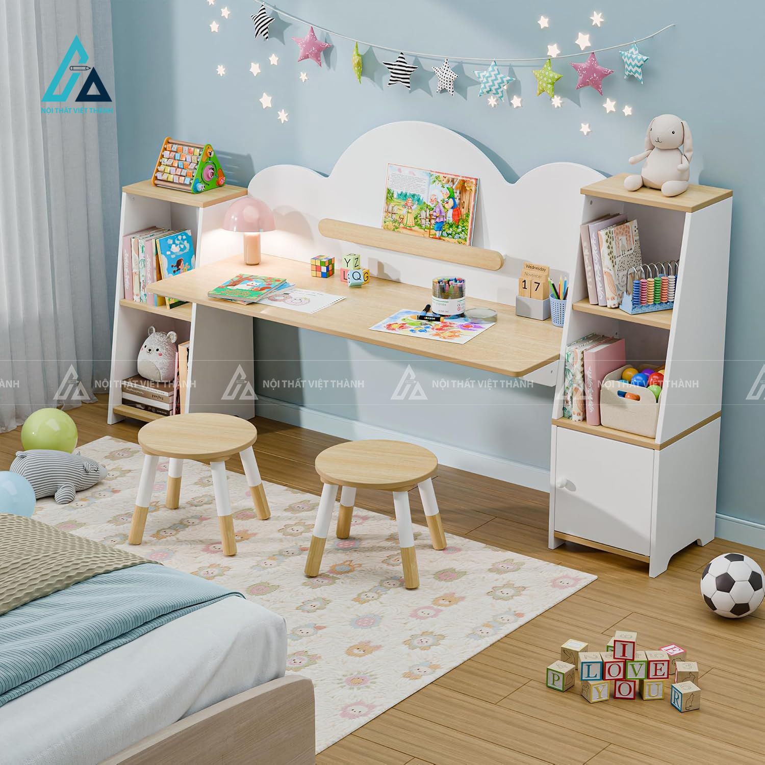 Bàn Học Đôi Với Hệ Kệ Sách Đối Xứng Tiết Kiệm Diện Tích