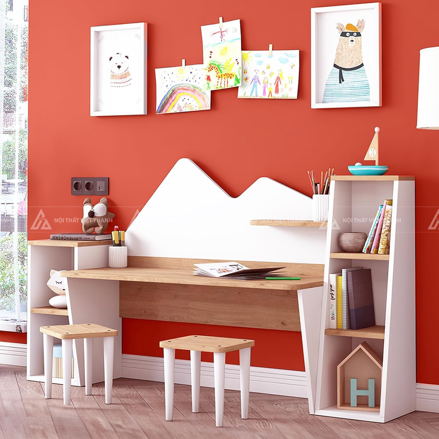 Bàn Học Sinh Ngộ Nghĩnh Cho Bé Với Hệ Kệ Sách Đối Xứng 3