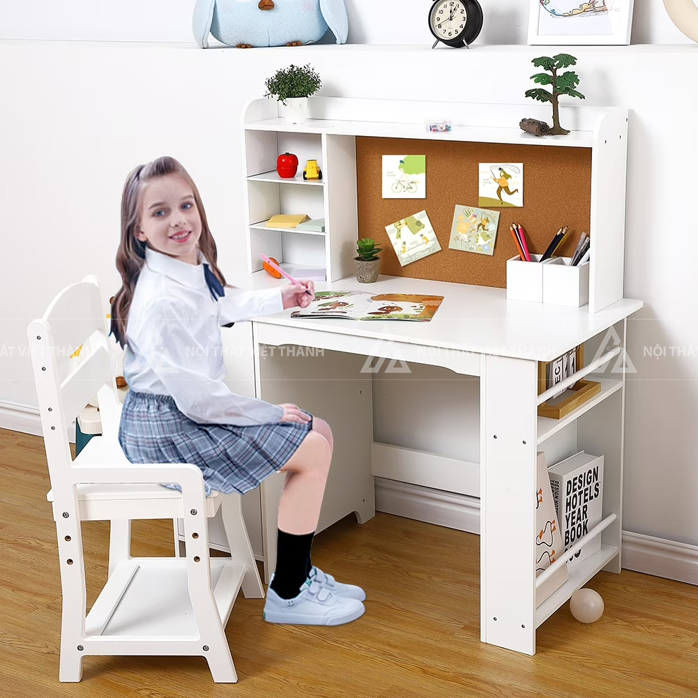 Bàn Học Sinh Có Giá Sách Đa Năng Và Bảng Ghim Tiện Lợi 6