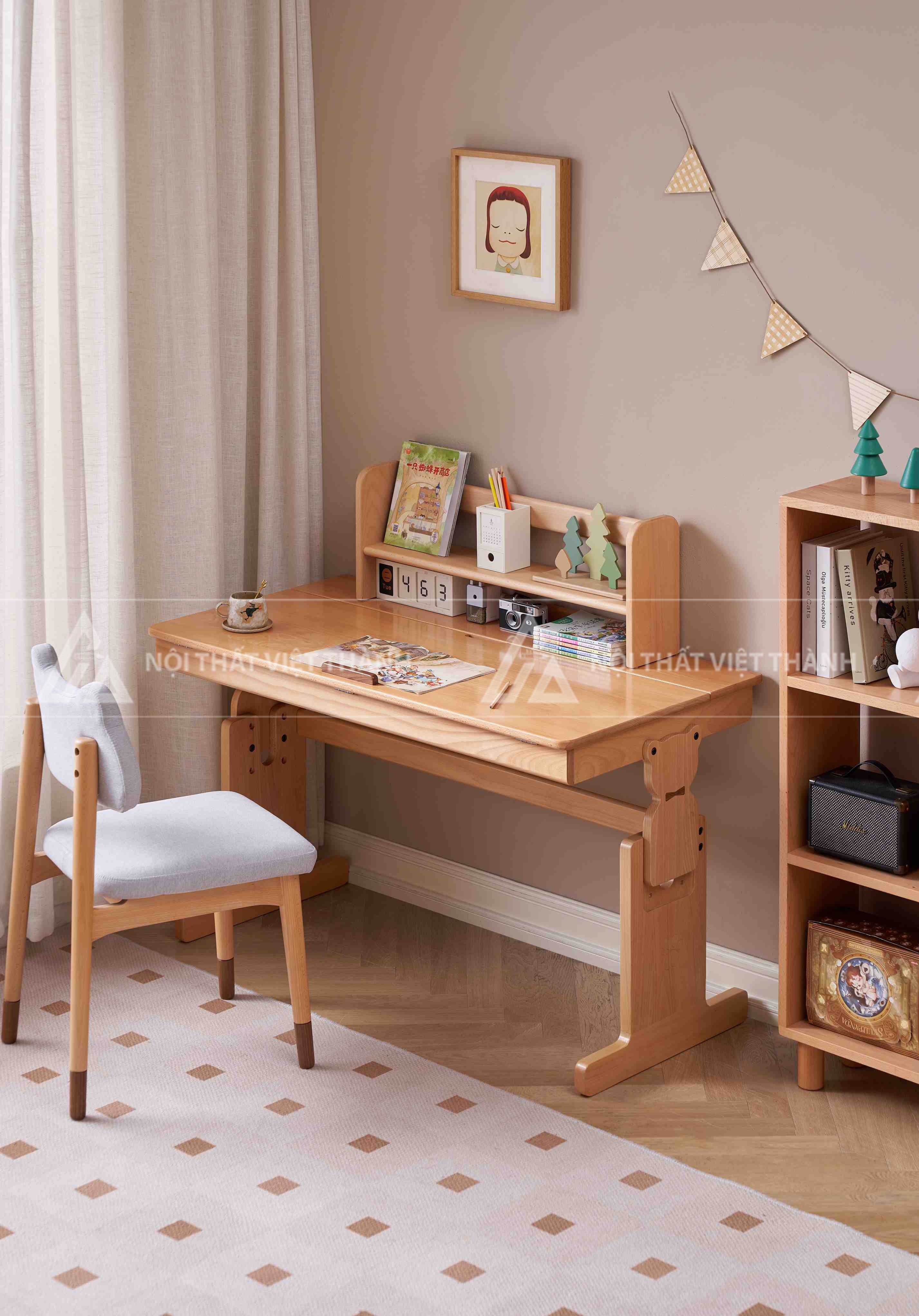 Bàn Học Gỗ Cao Cấp Thiết Kế Chân Gấu Đáng Yêu 7