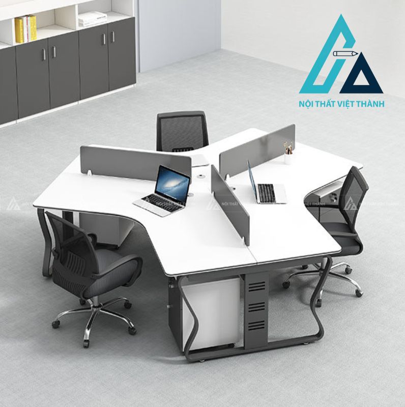 Bàn Làm Việc Nhân Viên Văn Phòng Tiện Nghi Gọn Gàng