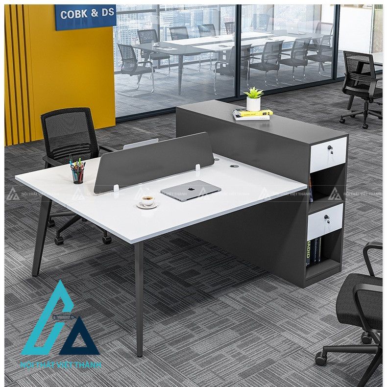 Bàn Làm Việc Nhân Viên Thiết Kế Chắc Chắn Đảm Bảo Độ Bền Cao 1