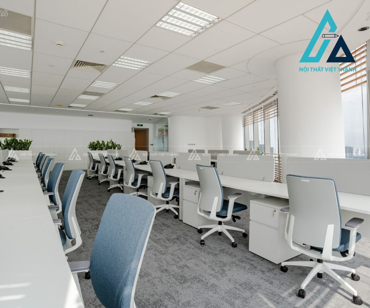 Bàn làm việc dài có hộc tủ riêng