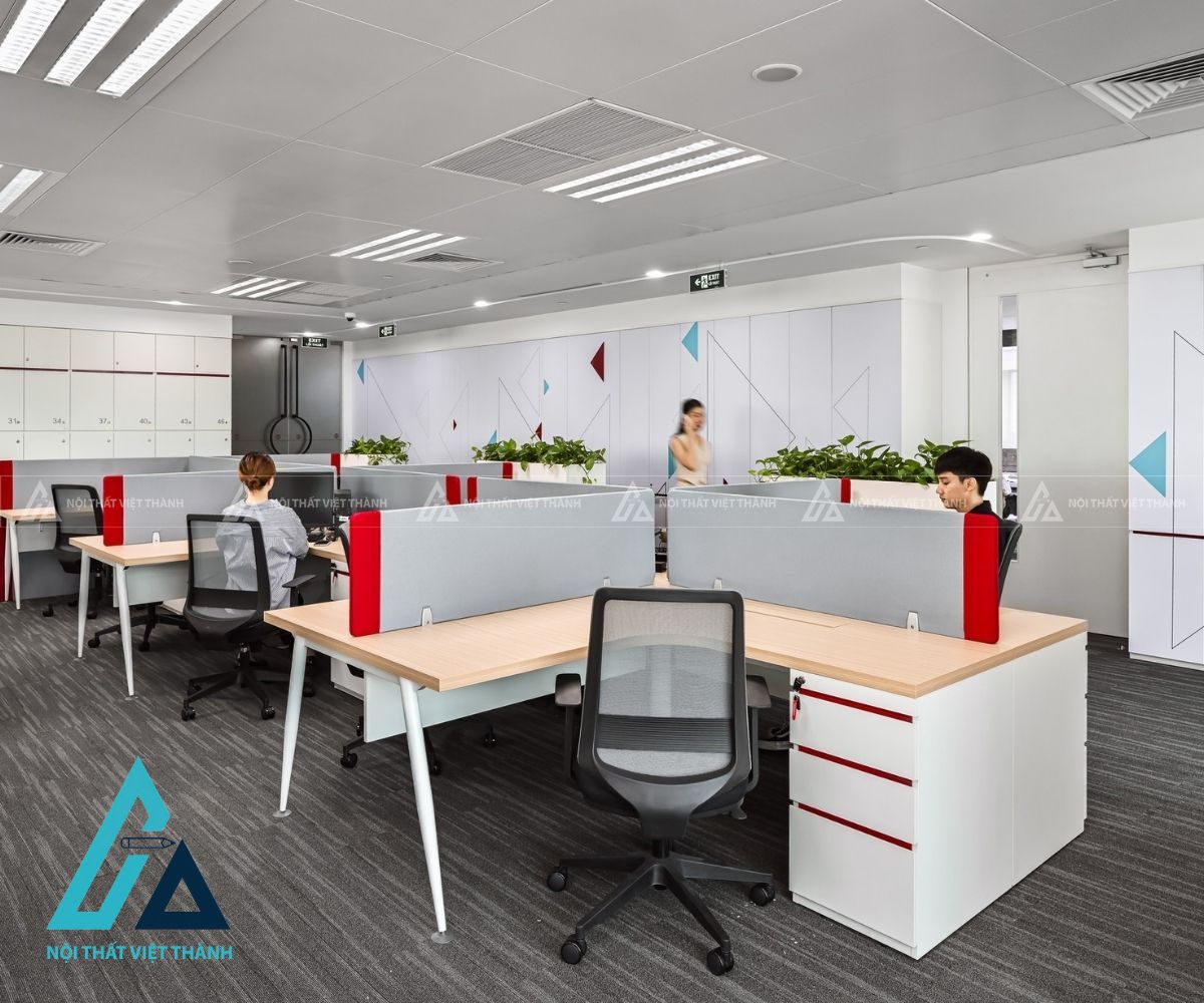 Thiết kê và thi công bàn làm việc nhân viên đẹp, chất lượng