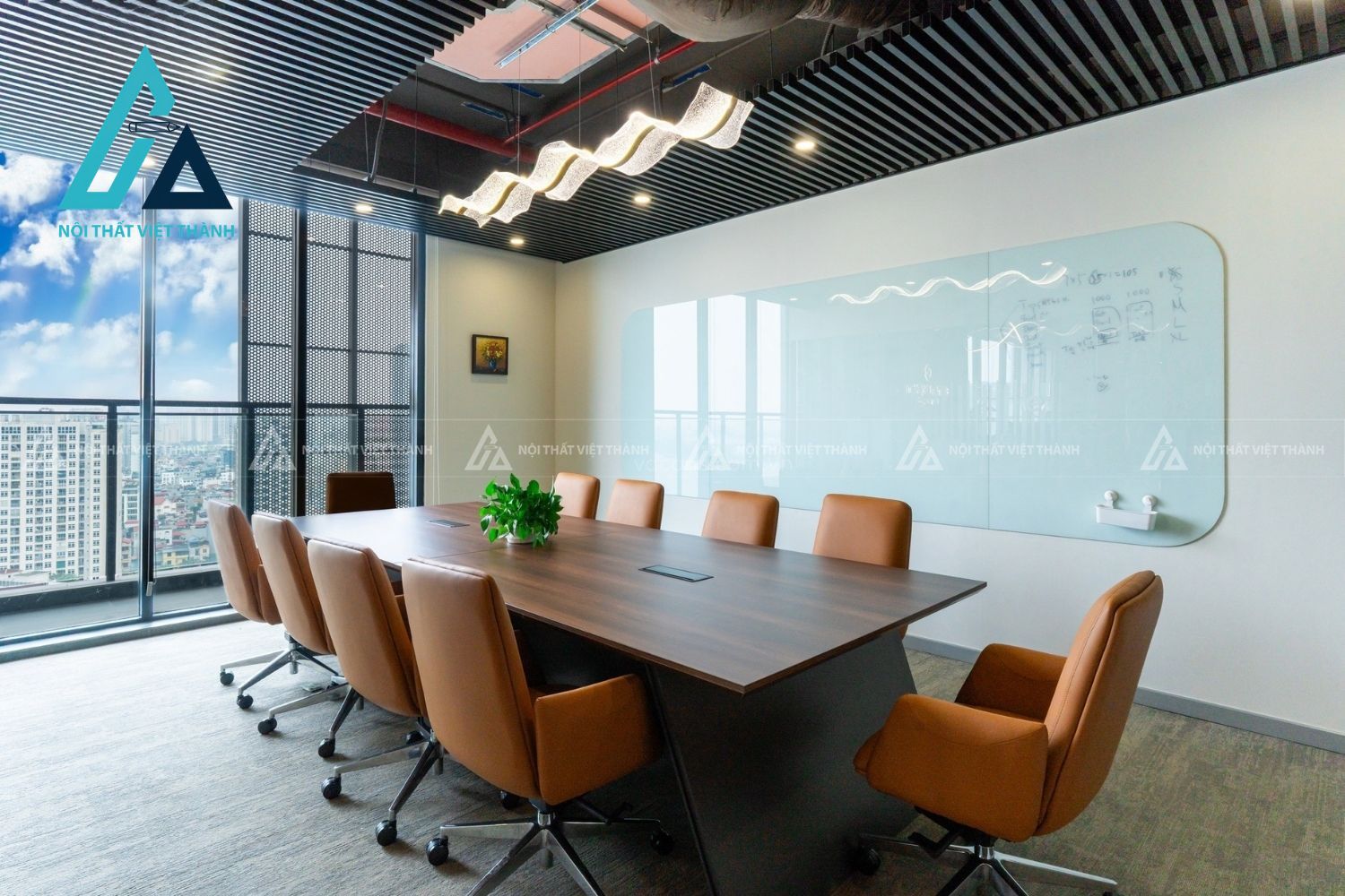 Bàn họp phù hợp cho doanh nghiệp nhỏ