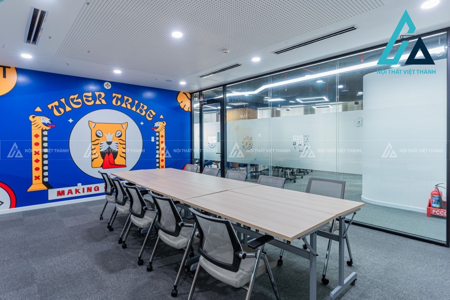 Xu hướng bàn họp mới  nhất