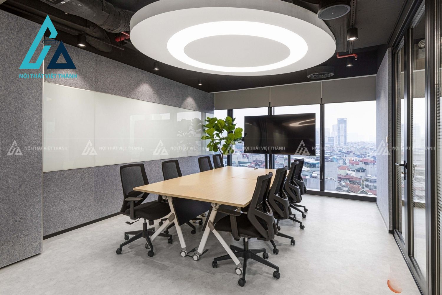 Kích thước bàn họp cần phù hợp số lượng người tham dự