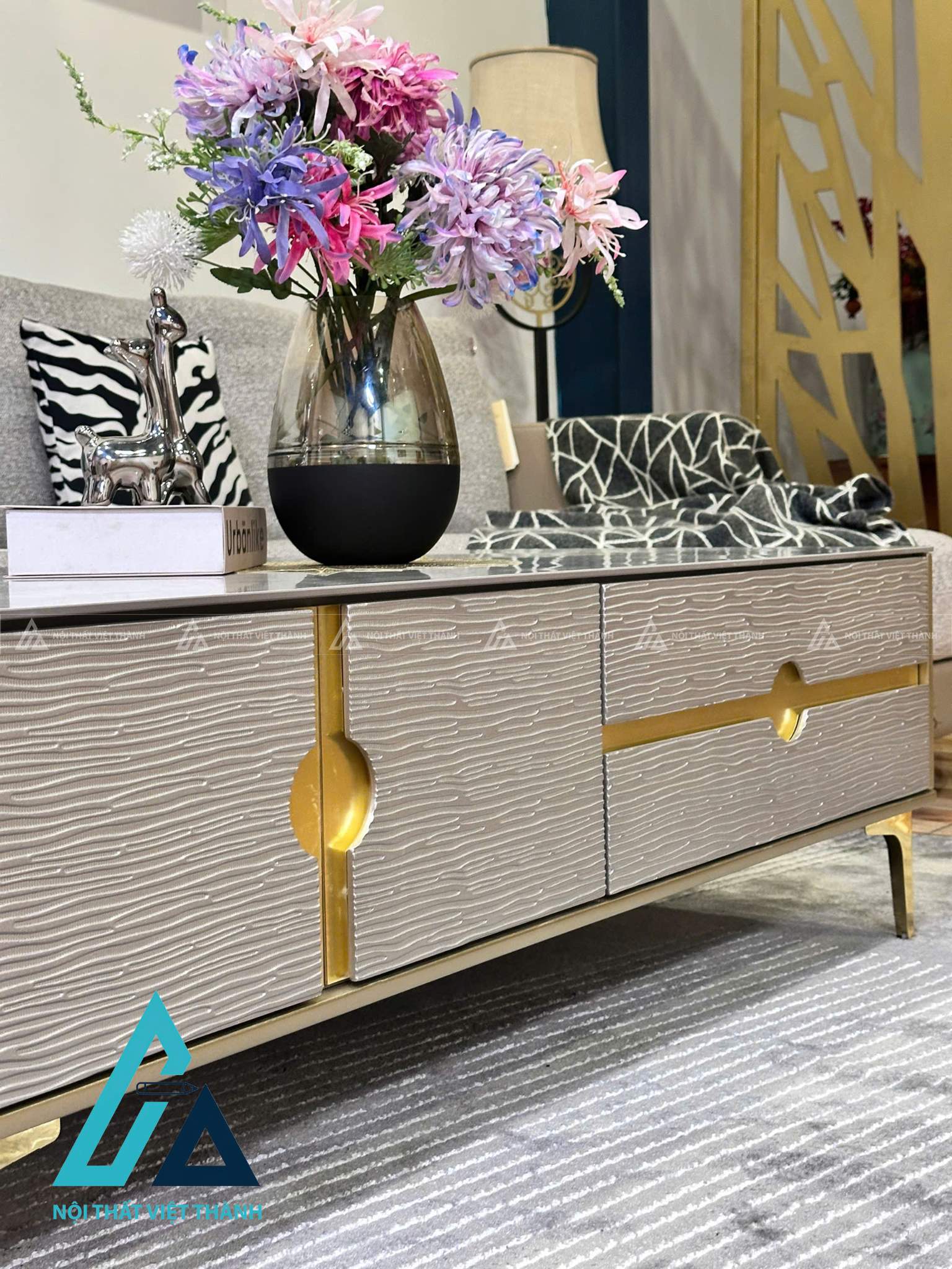 Bàn Trà Mặt Đá Ceramic Cao Cấp Khung Gỗ Chân Kim Loại Sang Trọng 3