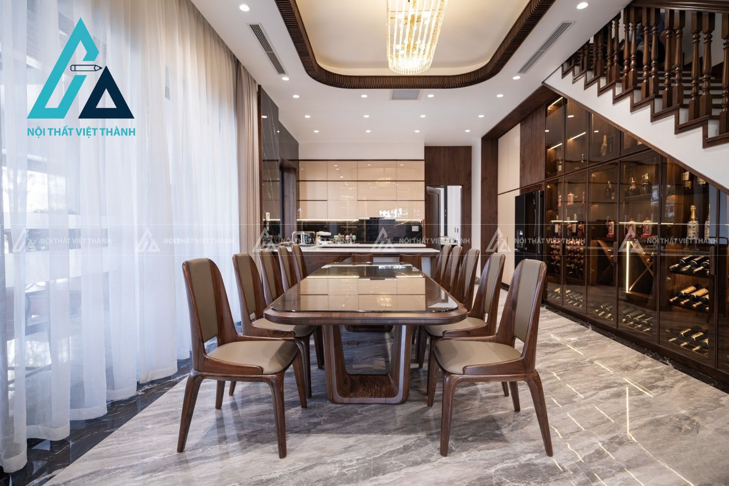 Bộ Bàn Ăn Gỗ Tự Nhiên Bền Đẹp Theo Thời Gian