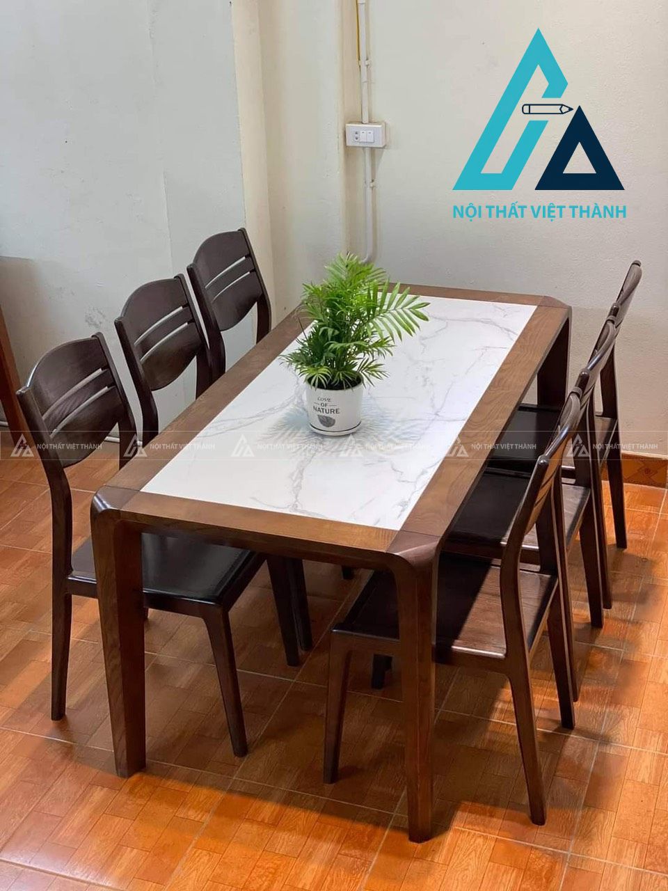 Bộ bàn ăn 6 người gọn gàng