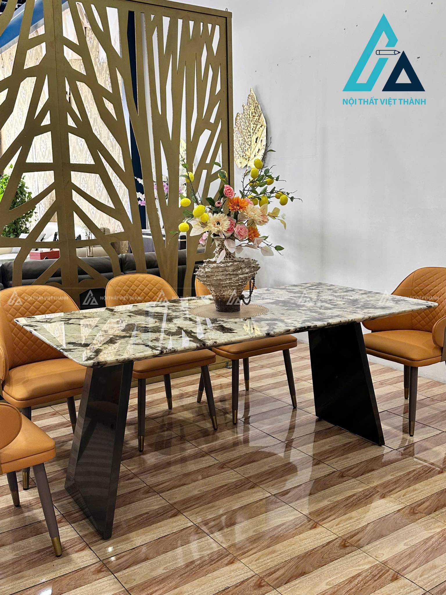 Bộ Bàn Ăn Mặt Đá Tự Nhiên Đẹp Hiện Đại Chân Thép Carbon Không Gỉ 1