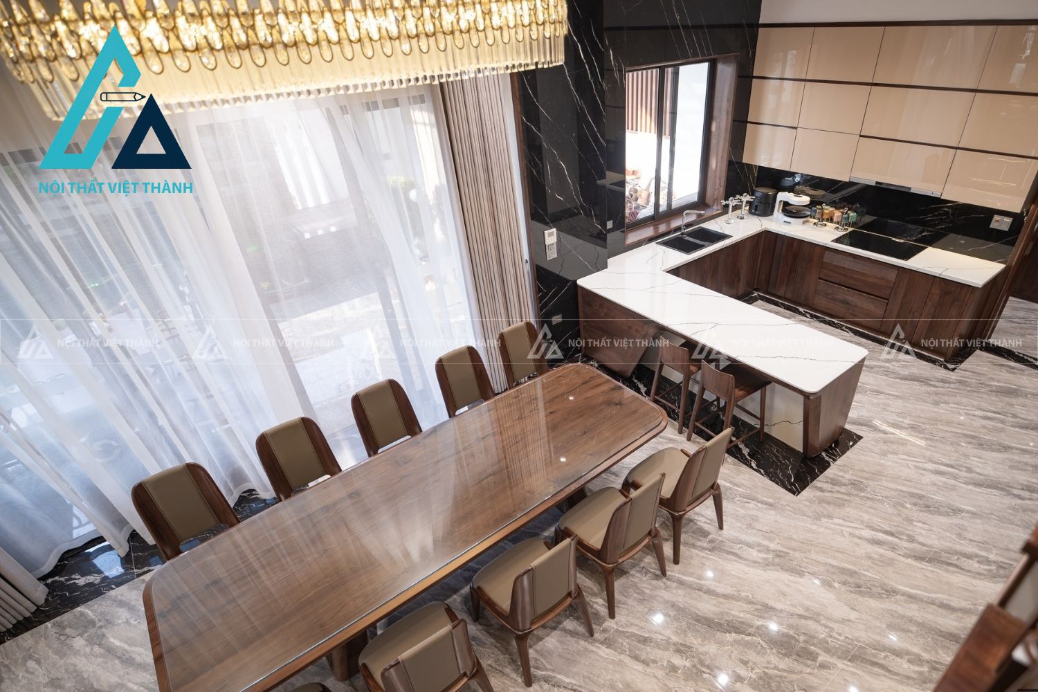 Bộ Bàn Ăn Gỗ Tự Nhiên Bền Đẹp Theo Thời Gian 1