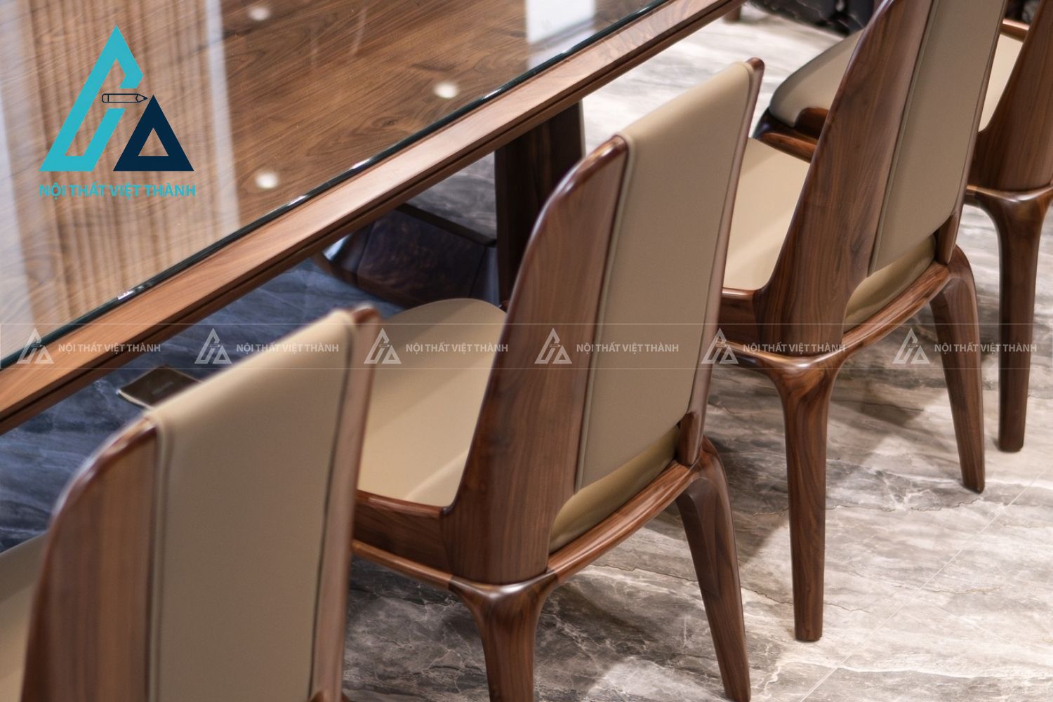 Bộ Bàn Ăn Gỗ Tự Nhiên Bền Đẹp Theo Thời Gian 2