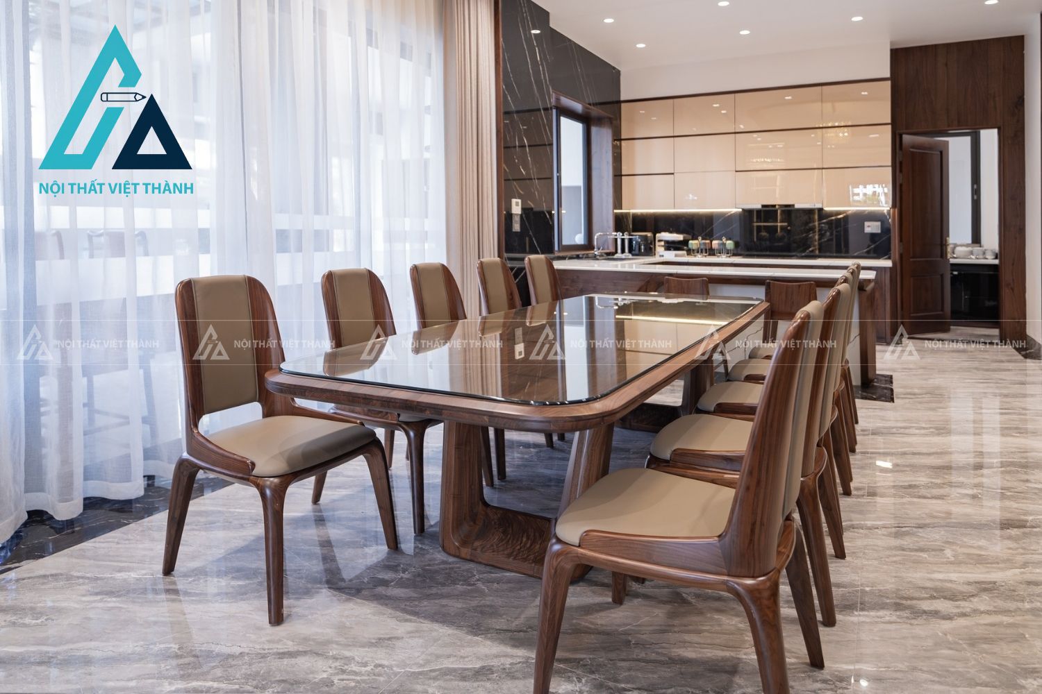 Bộ Bàn Ăn Gỗ Tự Nhiên Bền Đẹp Theo Thời Gian 3