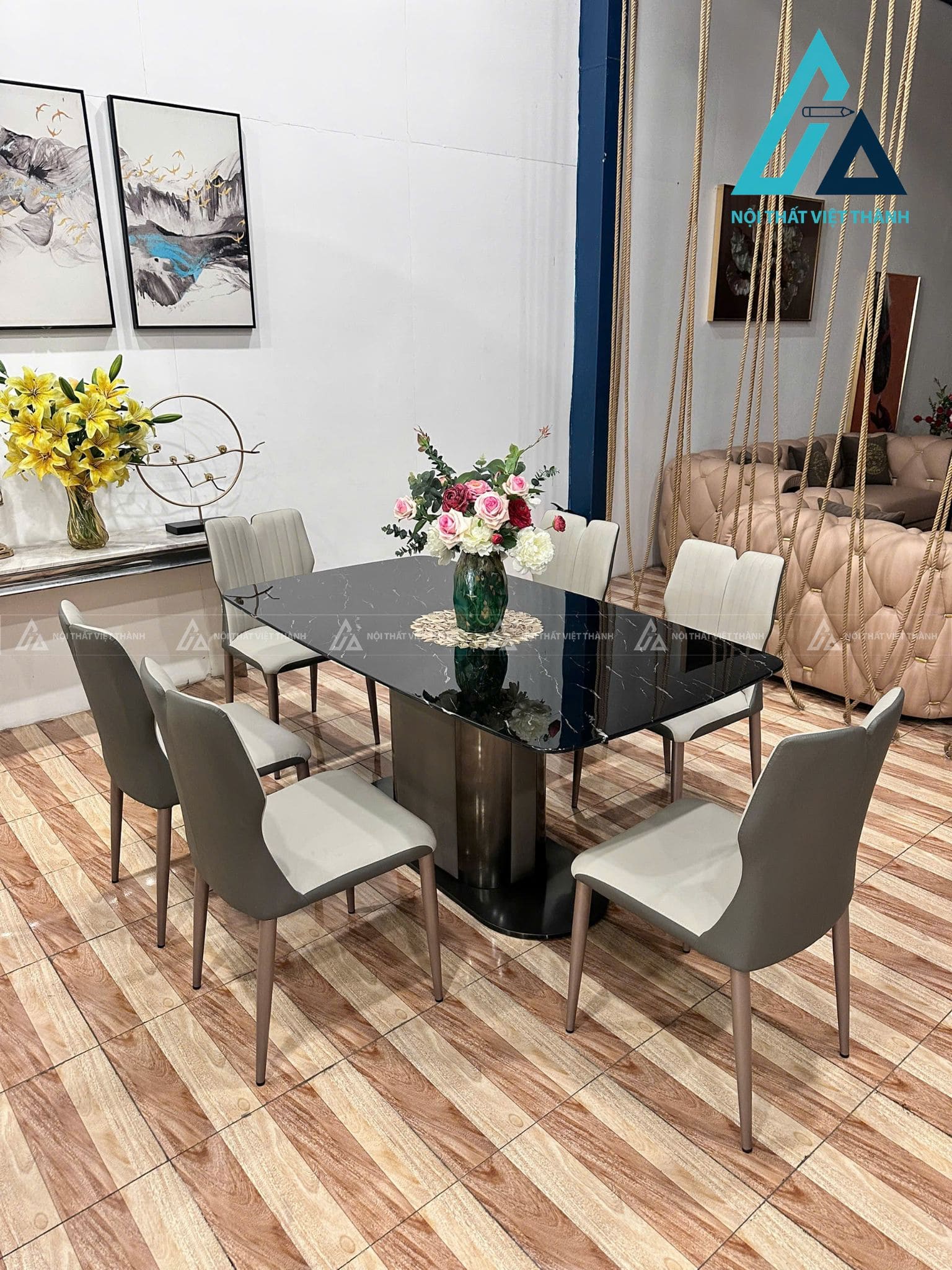 Bộ Bàn Ăn Mặt Đá Ceramic Sang Trọng Chân Kim Loại Mạ Tím Tinh Tế 4