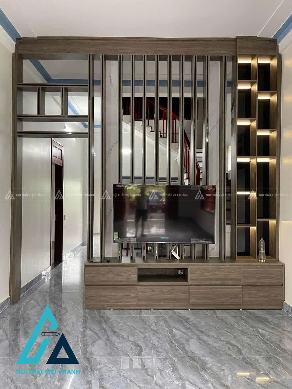 Kệ tivi gỗ công nghiệp có ngăn kéo tiện lợi