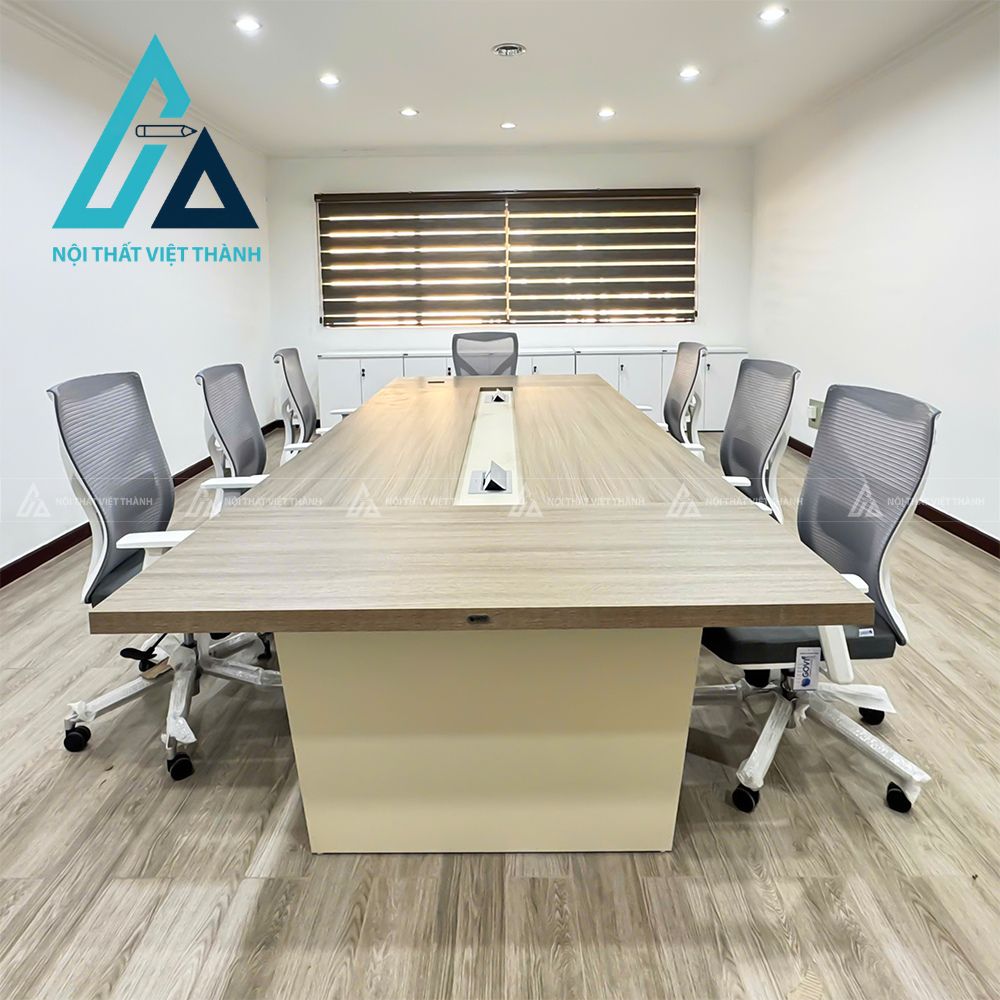 Thiết kế bàn họp