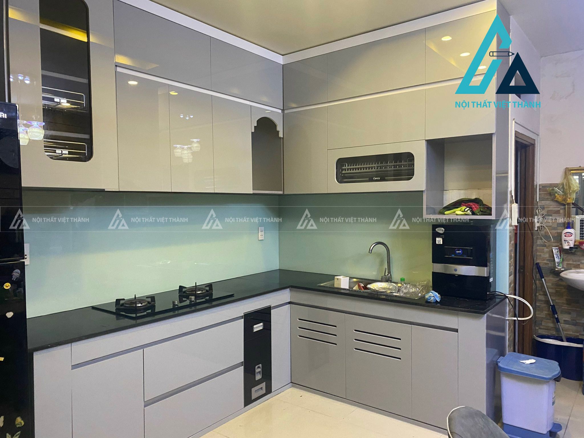 Thiết kế và thi công tủ bếp Acrylic chuyên nghiệp