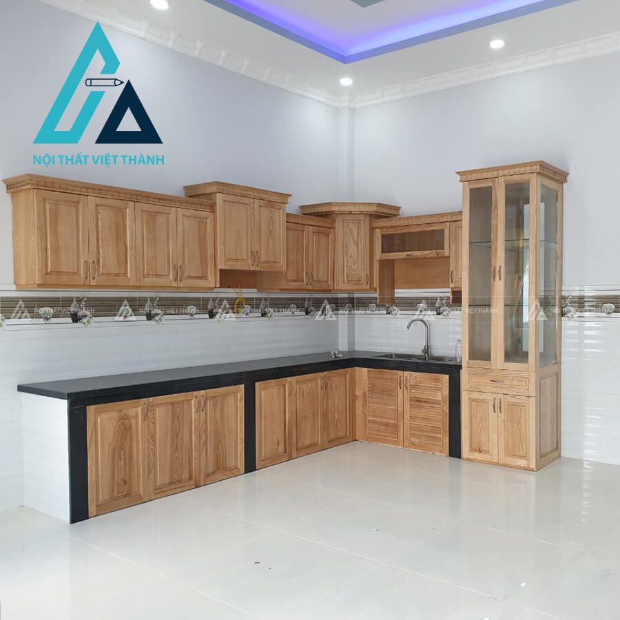 Thiết kế và thi công tủ bếp gỗ tự nhiên theo yêu cầu