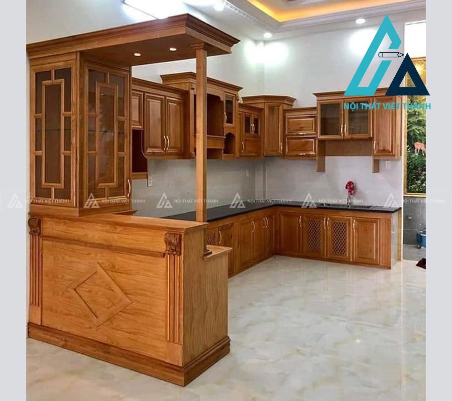 Tủ bếp gỗ tự nhiên với nhiều ưu điểm vượt trội