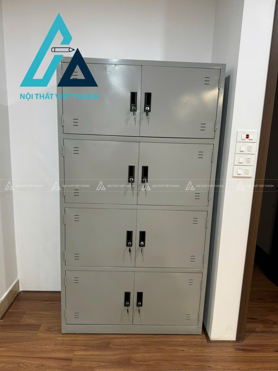 Tủ sắt nhiều ngăn nhỏ