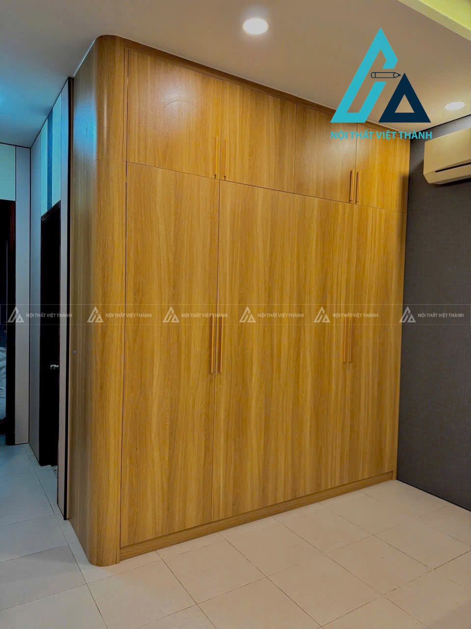 Tủ quần áo kịch trần