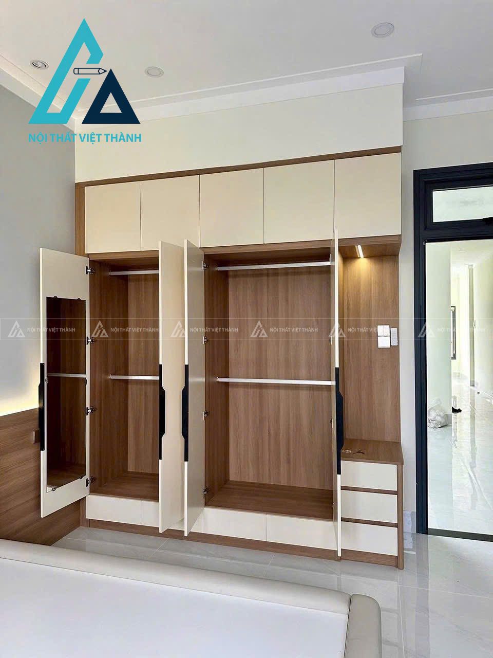 Lựa chọn tủ quần áo hài hoà tổng thể  phòng