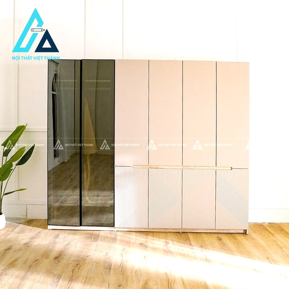 Tủ quần áo 6 cánh MDF kính cường lực màu be sang trọng hiện đại
