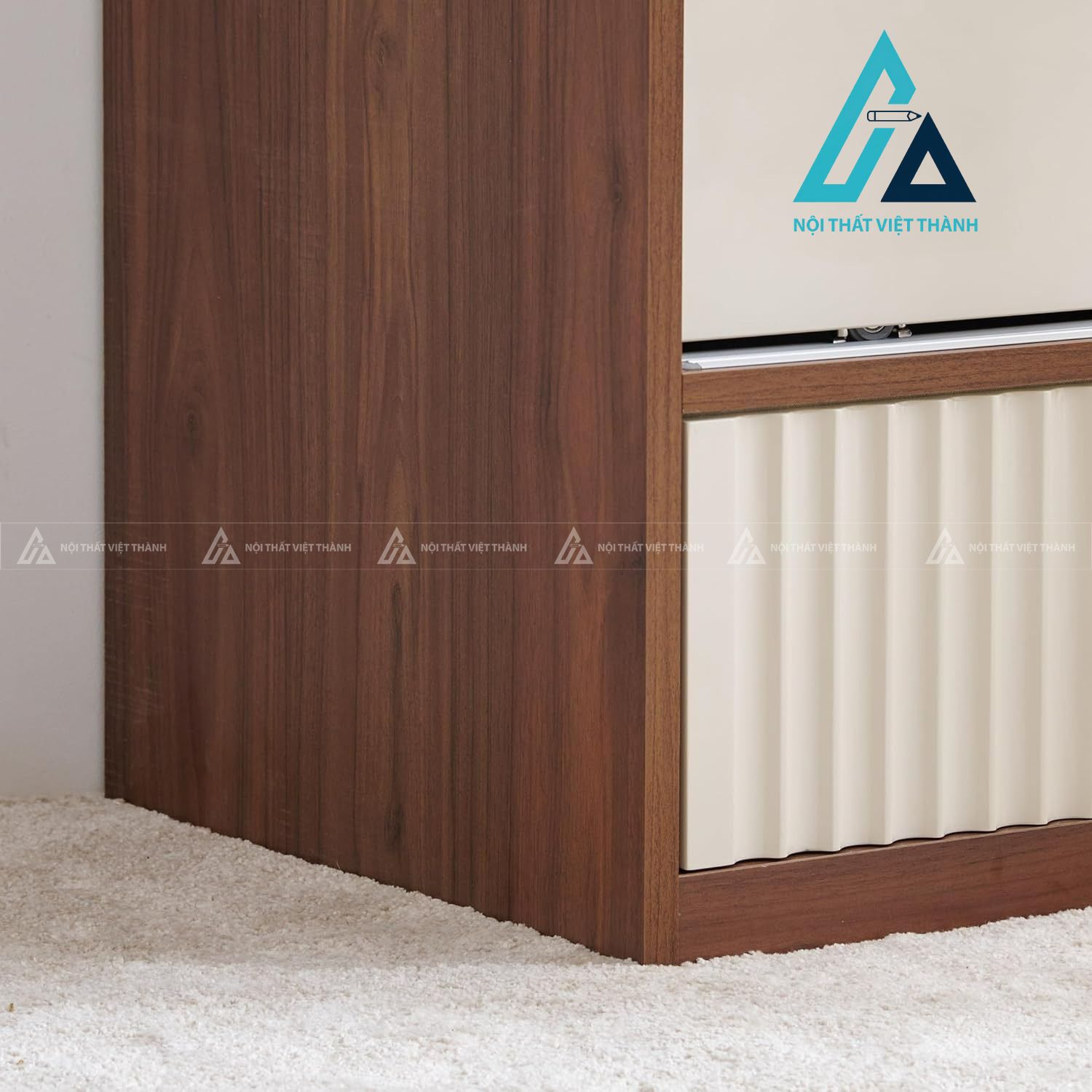 Tủ quần áo cửa lùa 2 cánh màu be tích hợp gương MDF hiện đại 3