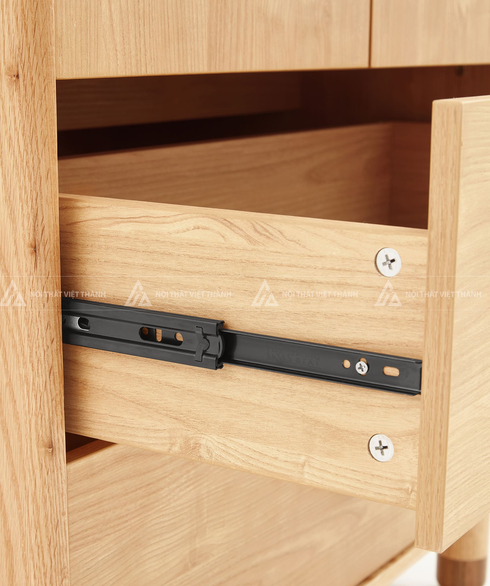 Tủ Quần Áo Trẻ Em Gỗ Sồi Tự Nhiên Thiết Kế Tai Gấu Ngộ Nghĩnh Cho Bé Trai Và Bé Gái 4