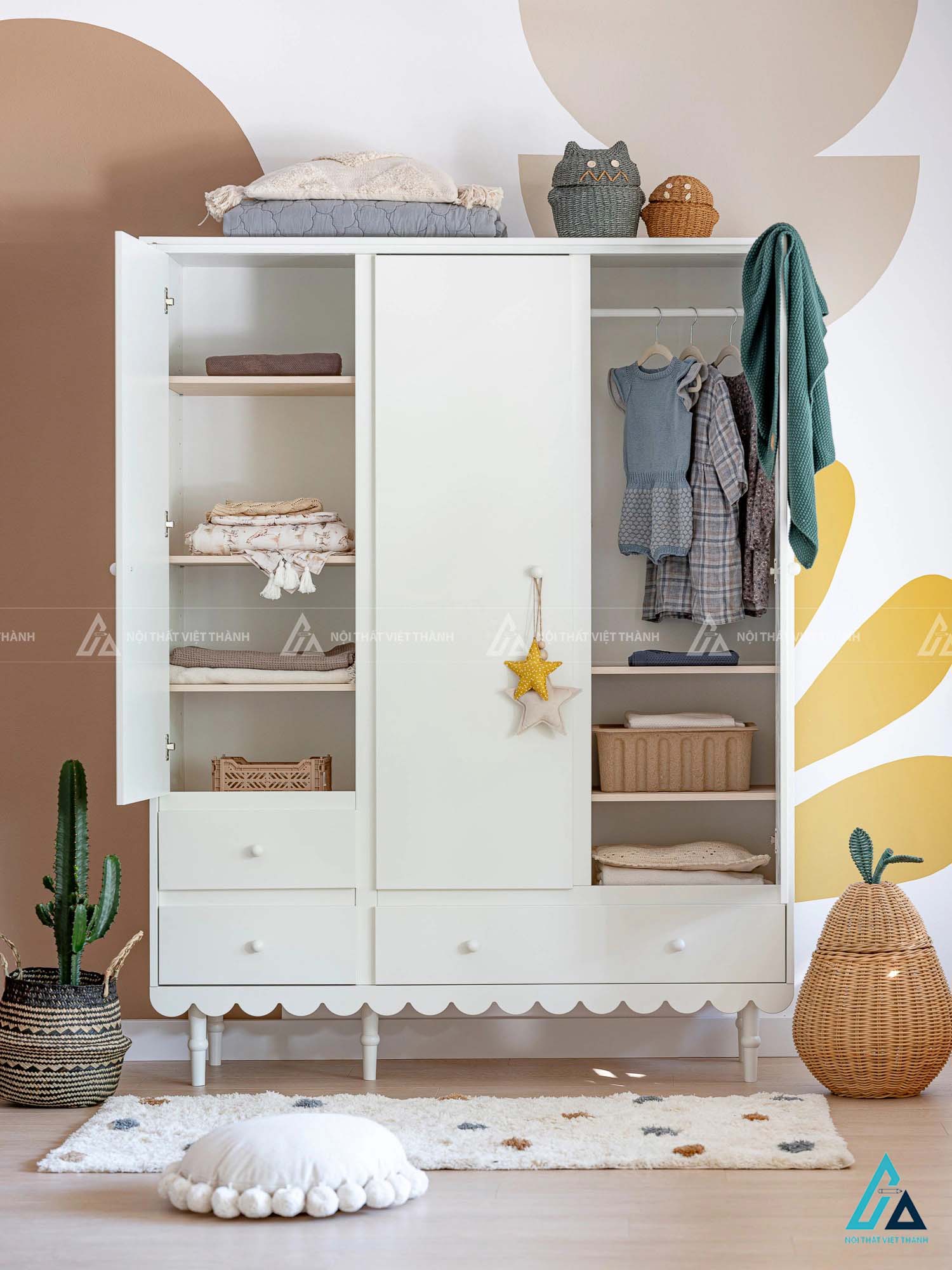 Tủ Quần Áo Trẻ Em 3 Cánh Thiết Kế Viền Sóng Kết Hợp Hệ Ngăn Kéo Và Kệ Chia Đa Năng