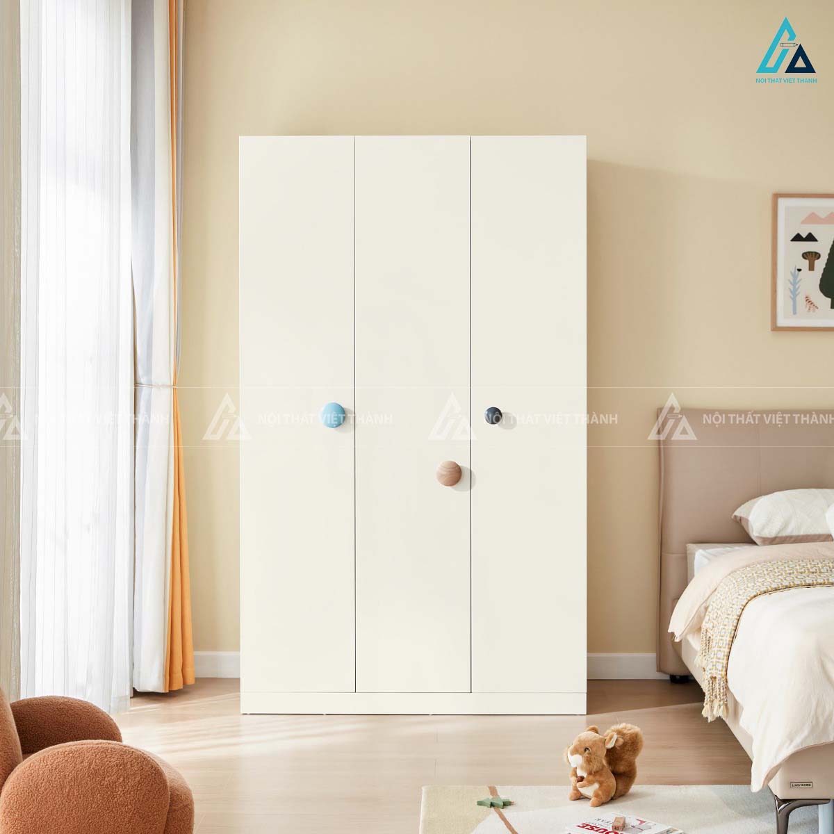 Tủ Quần Áo Trẻ Em 3 Cánh Hiện Đại Màu Kem Phối Núm Tay Cầm Tròn Đa Sắc Độc Đáo