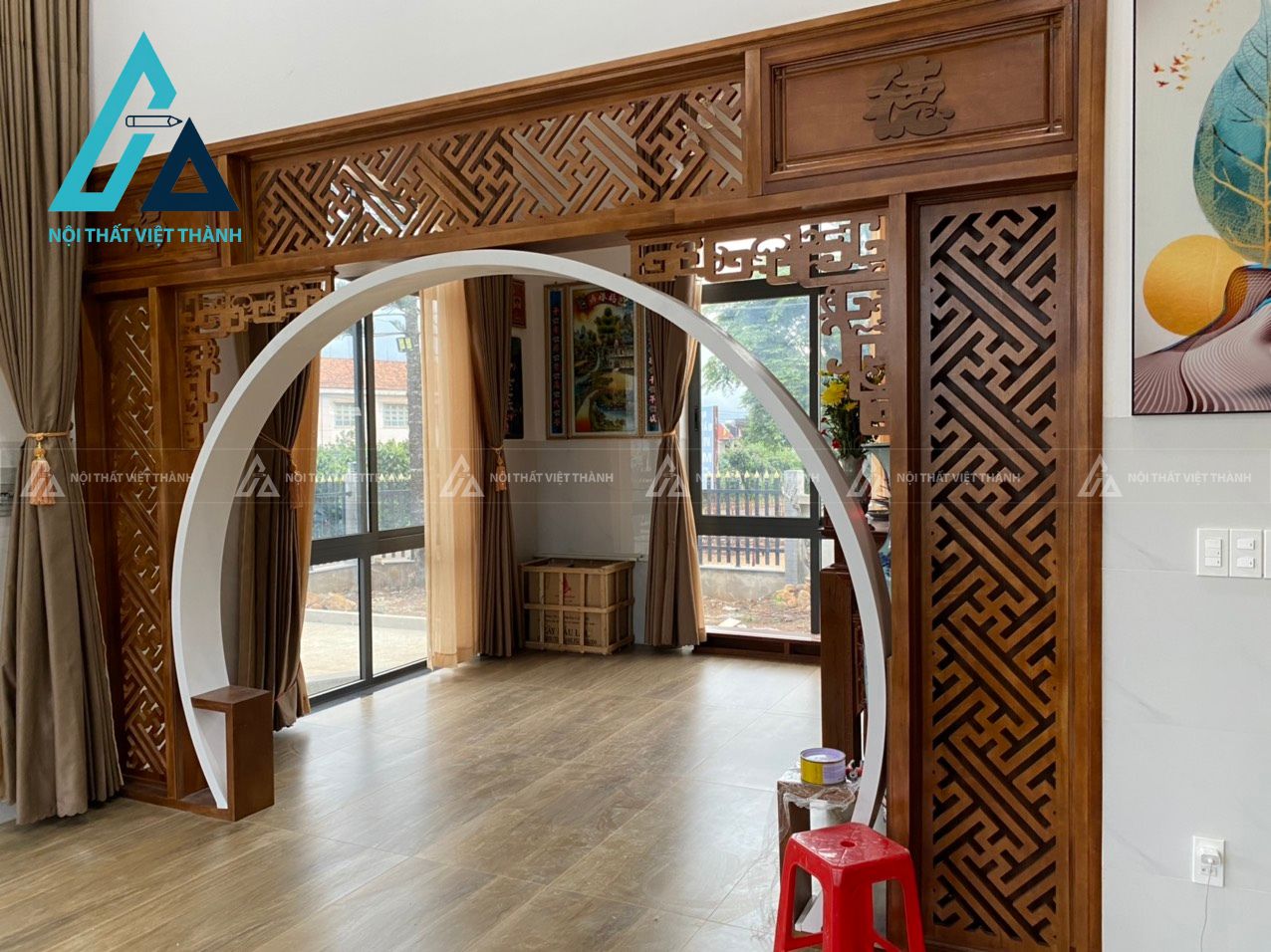 Vách ngăn phòng thờ cho nhà phố