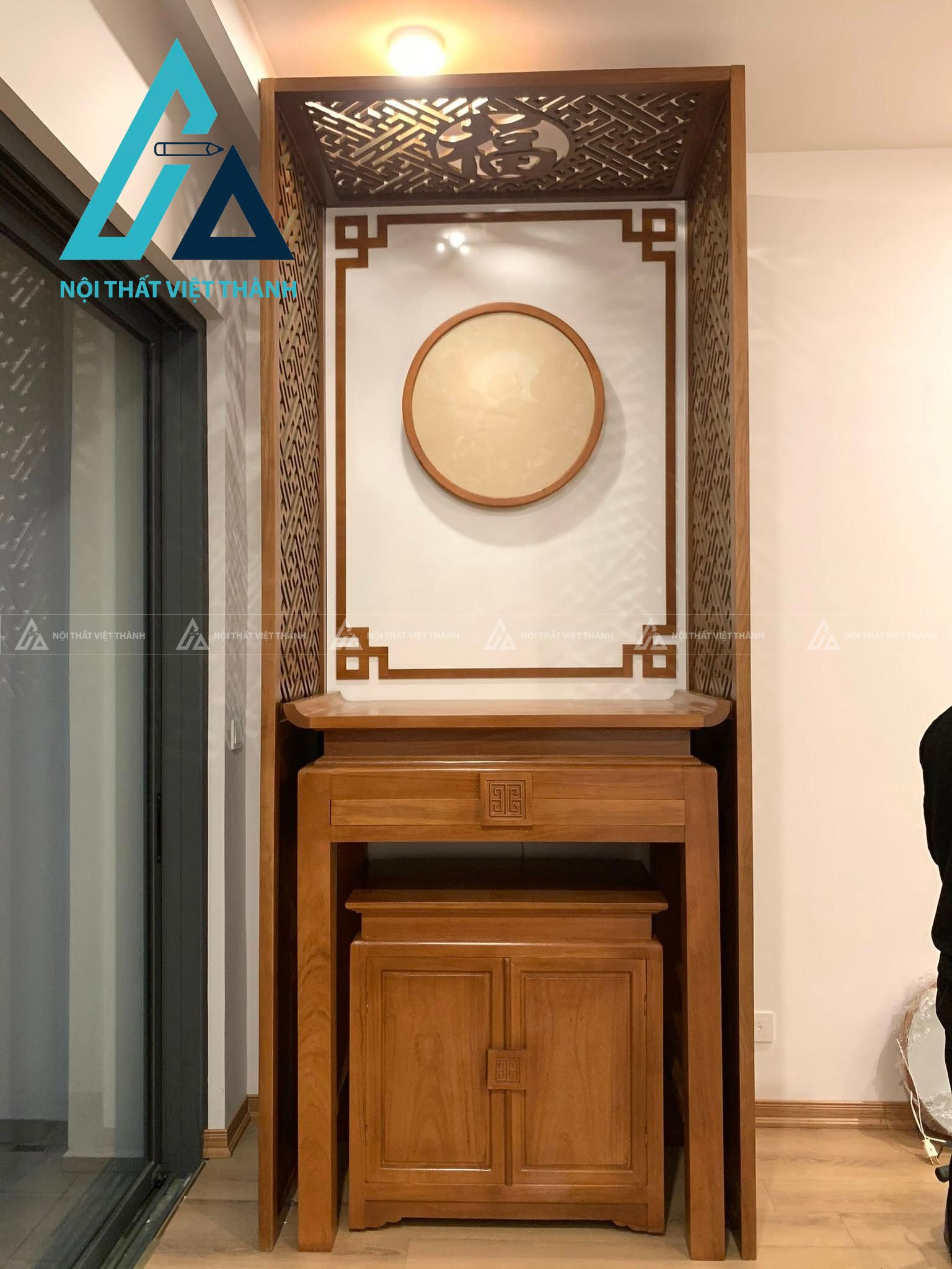 Thiết kế và thi công vách ngăn phòng thờ chuyên nghiệp